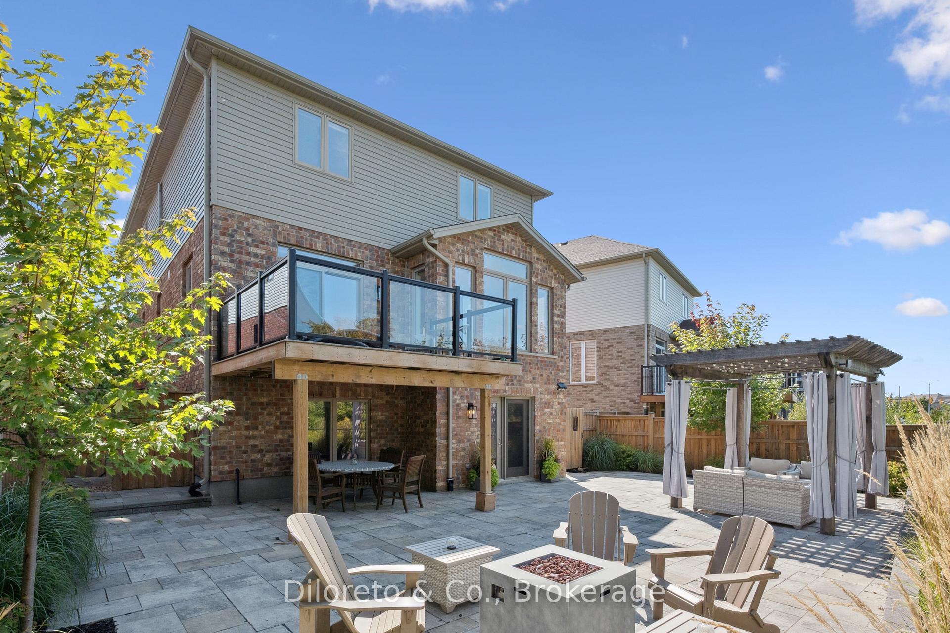 Photo 36 of 18 McIntyre Court, Guelph, Pineridge/Westminster Woods — HOMEH