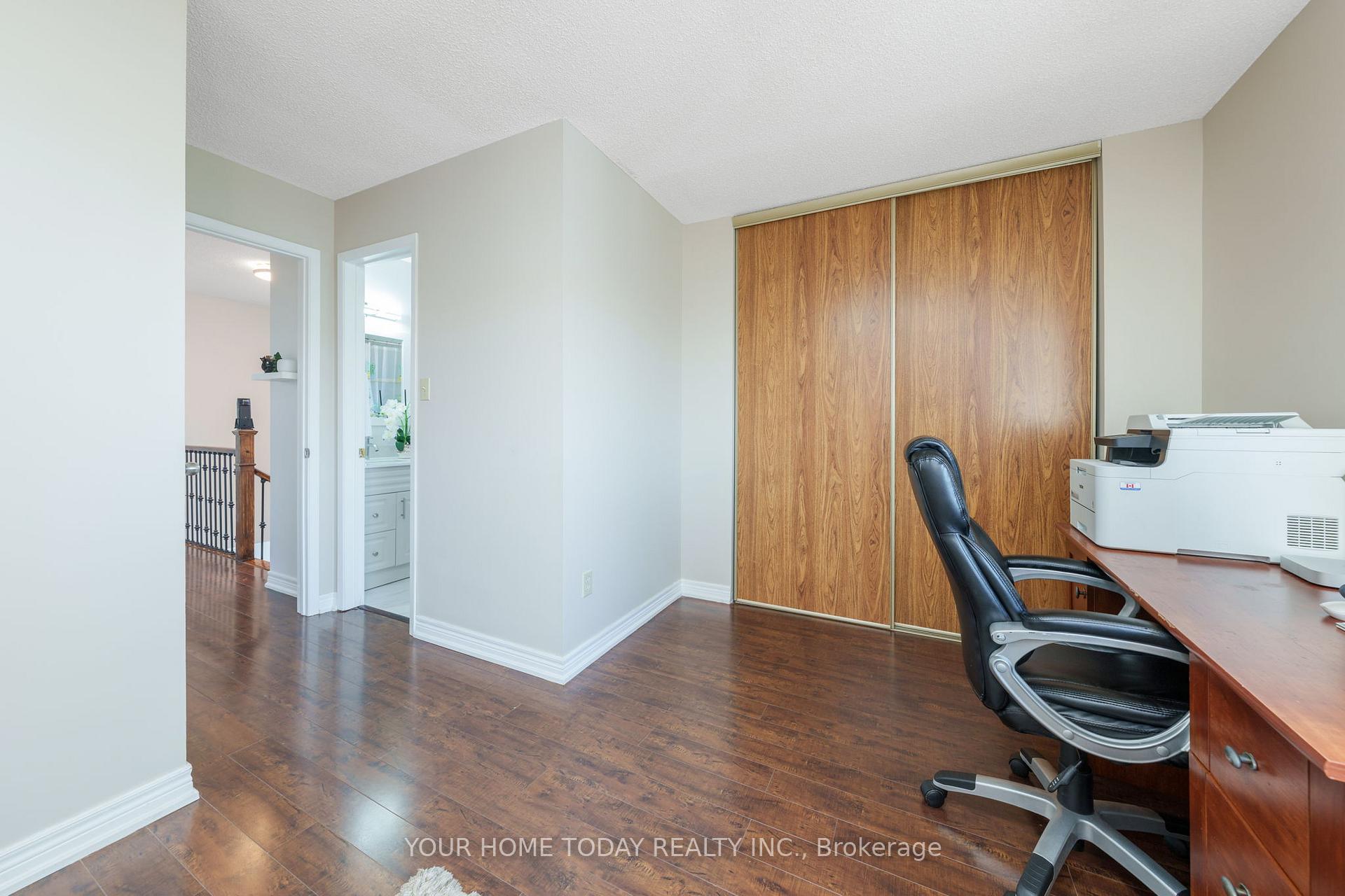 Photo 17 of 18 Alabaster Drive, Brampton, Brampton North — HOMEH