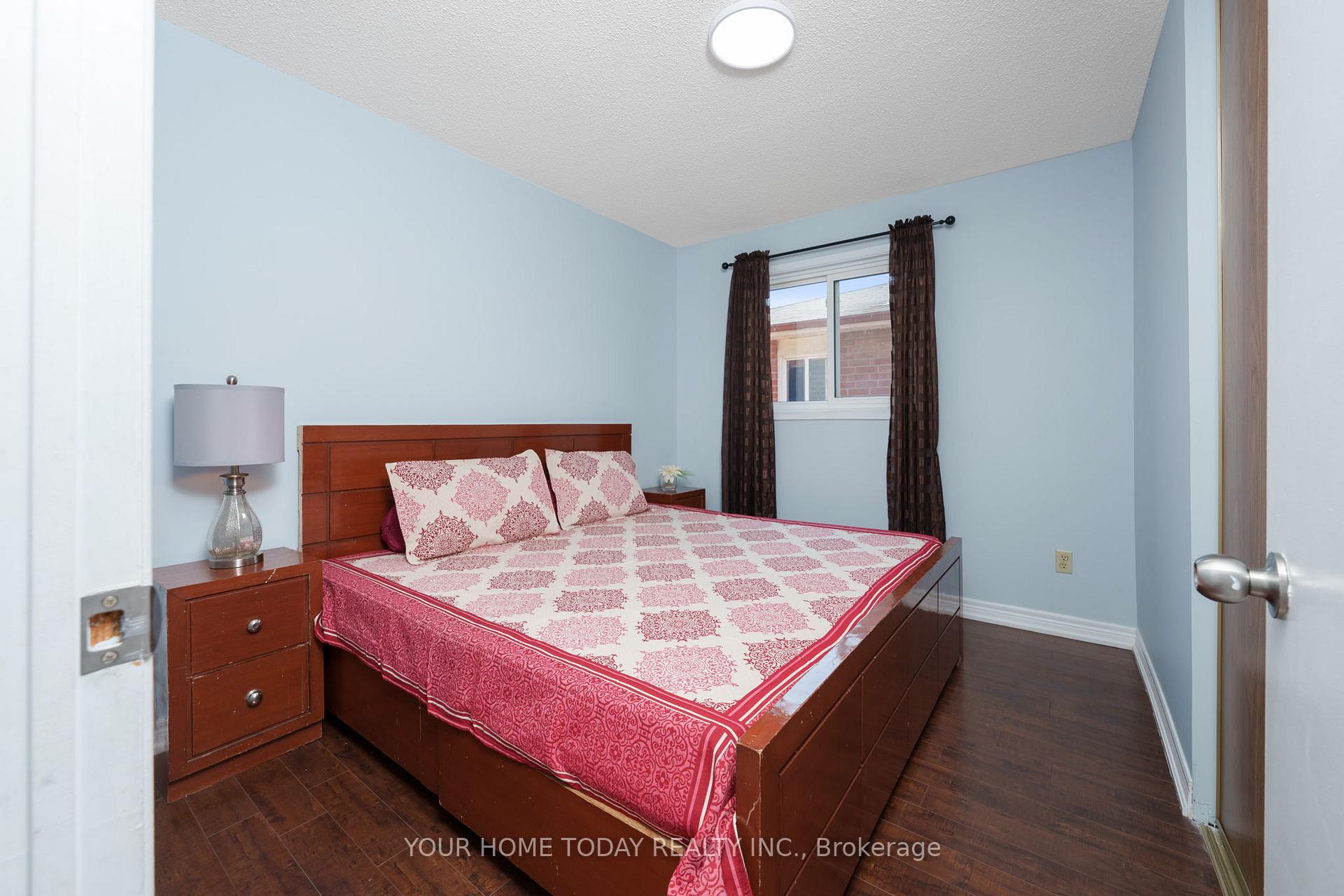Photo 21 of 18 Alabaster Drive, Brampton, Brampton North — HOMEH