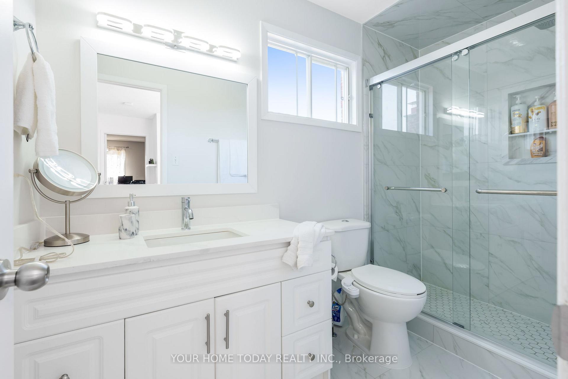 Photo 19 of 18 Alabaster Drive, Brampton, Brampton North — HOMEH