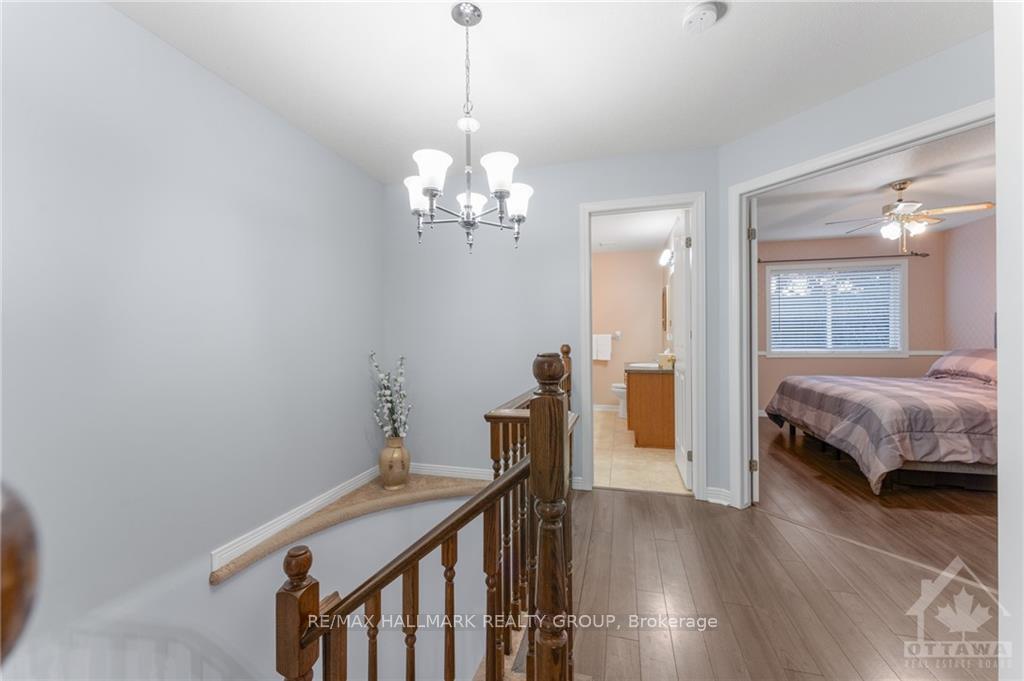Photo 17 of 552 Wild Shore Crescent, Ottawa, Riverside South/Gloucester Glen — HOMEH