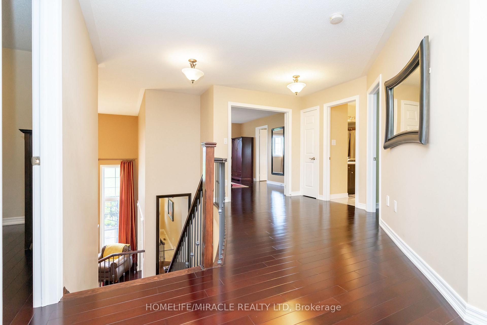 Photo 44 of 22 Malborough Road, Markham, Box Grove — HOMEH