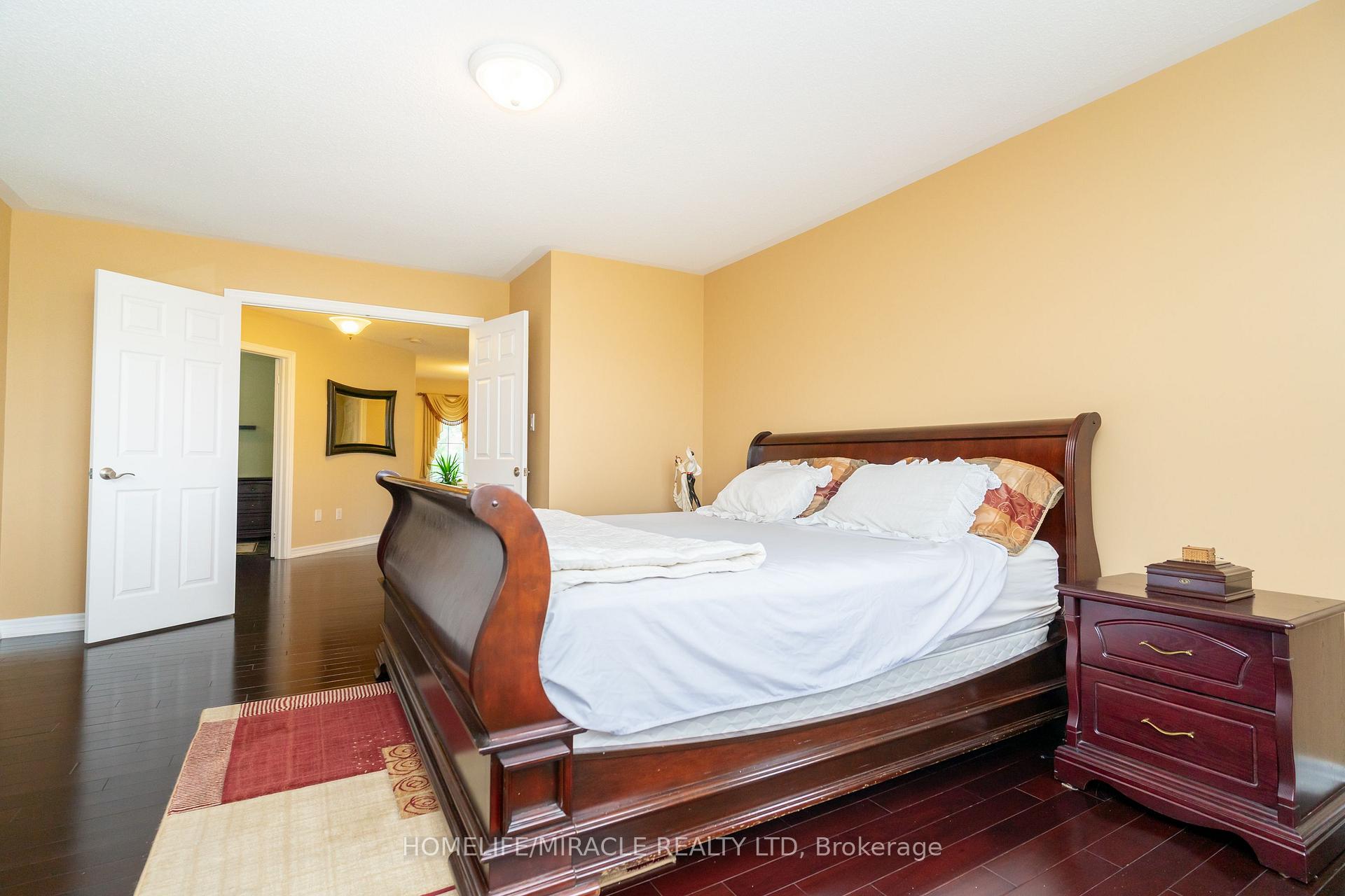Photo 34 of 22 Malborough Road, Markham, Box Grove — HOMEH