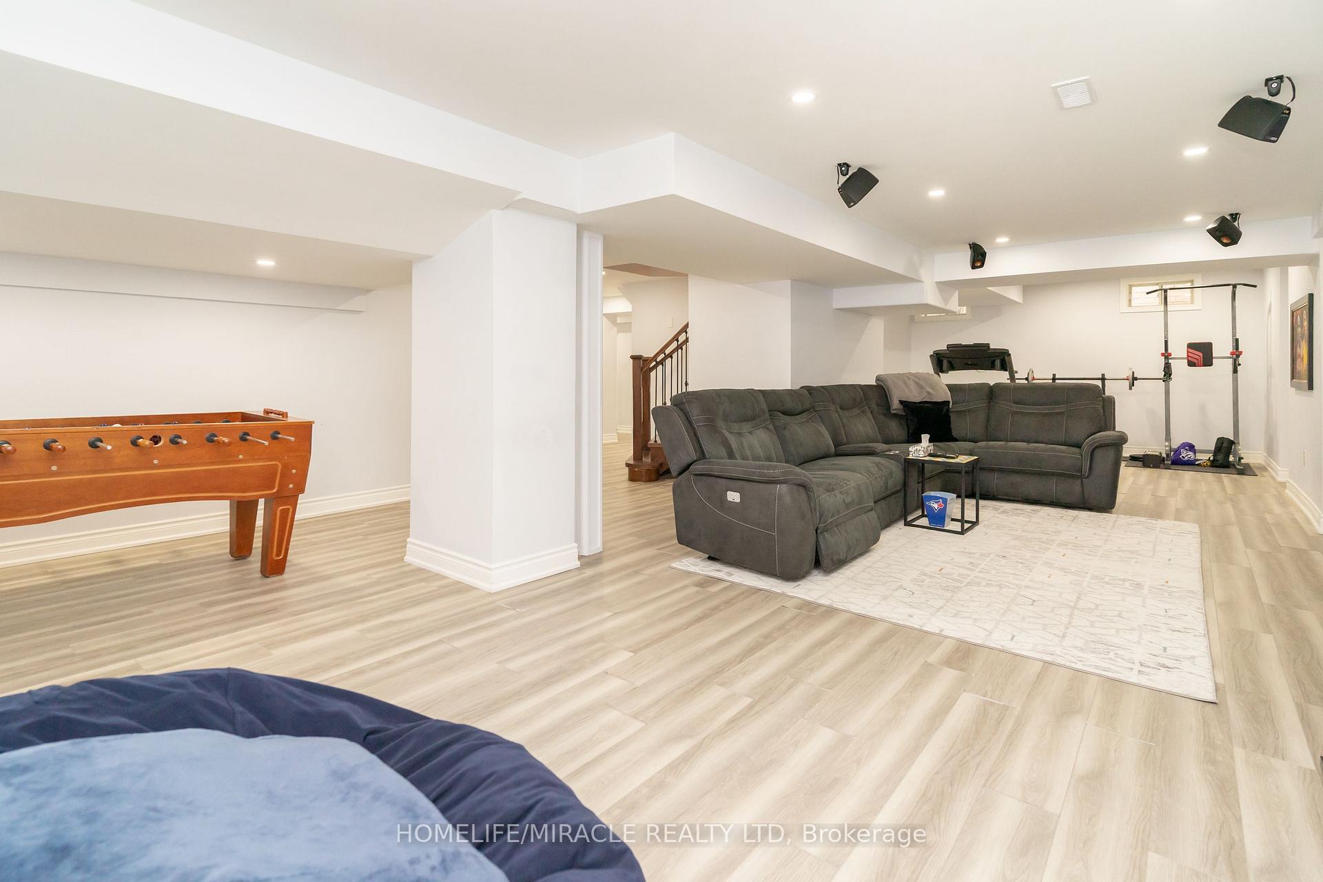 Photo 31 of 22 Malborough Road, Markham, Box Grove — HOMEH