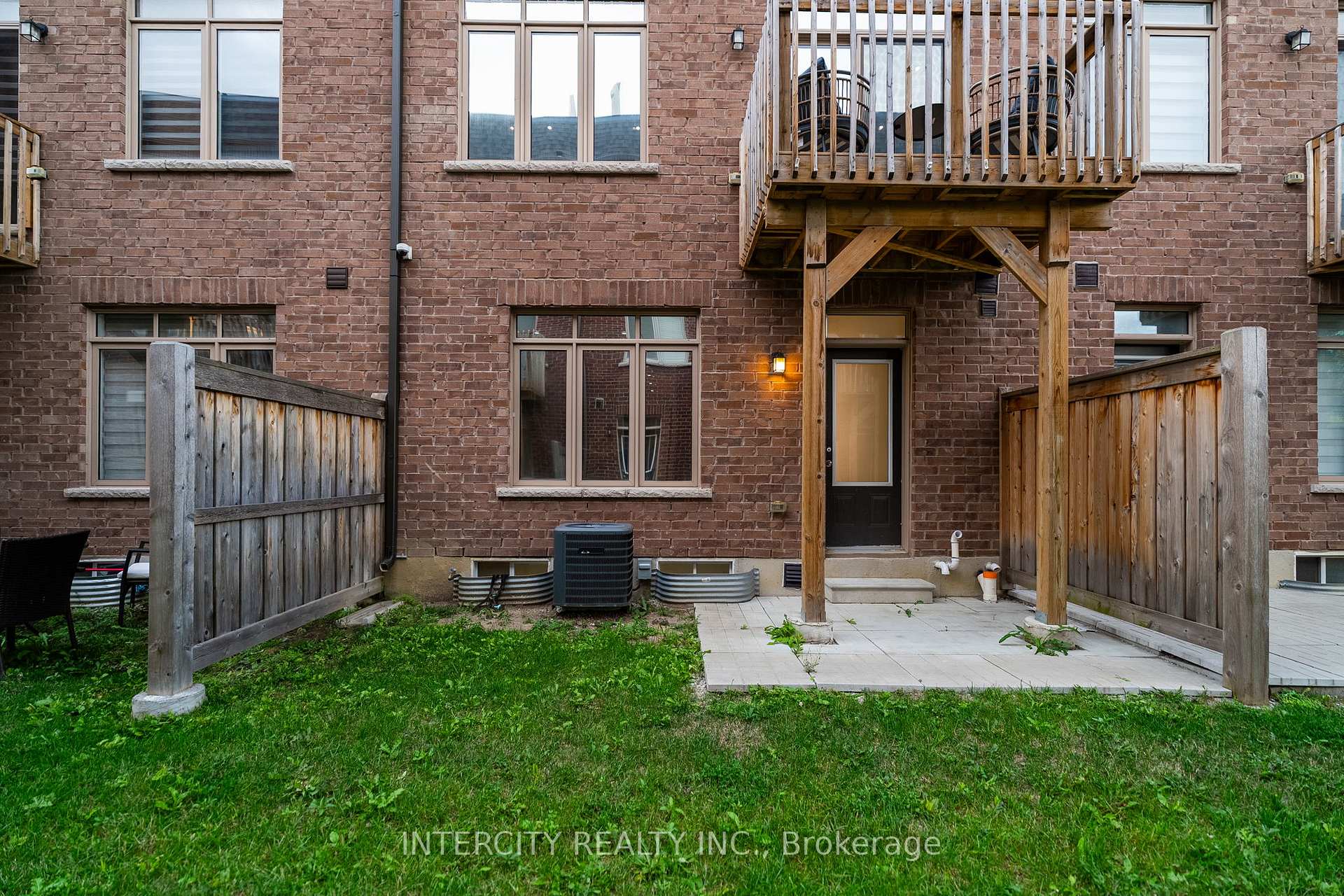 Photo 5 of 94 Glazebrook Drive, Vaughan, East Woodbridge — HOMEH
