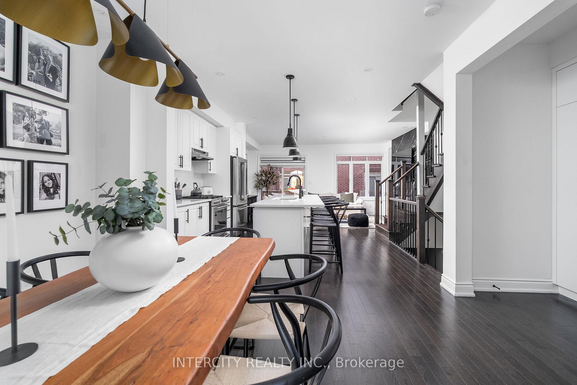 Photo 40 of 94 Glazebrook Drive, Vaughan, East Woodbridge — HOMEH