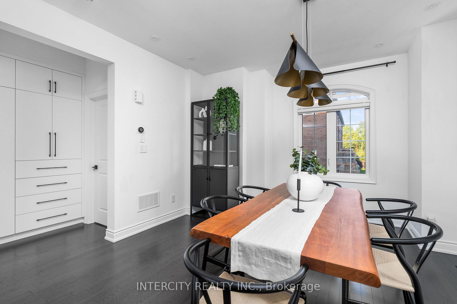 Photo 35 of 94 Glazebrook Drive, Vaughan, East Woodbridge — HOMEH