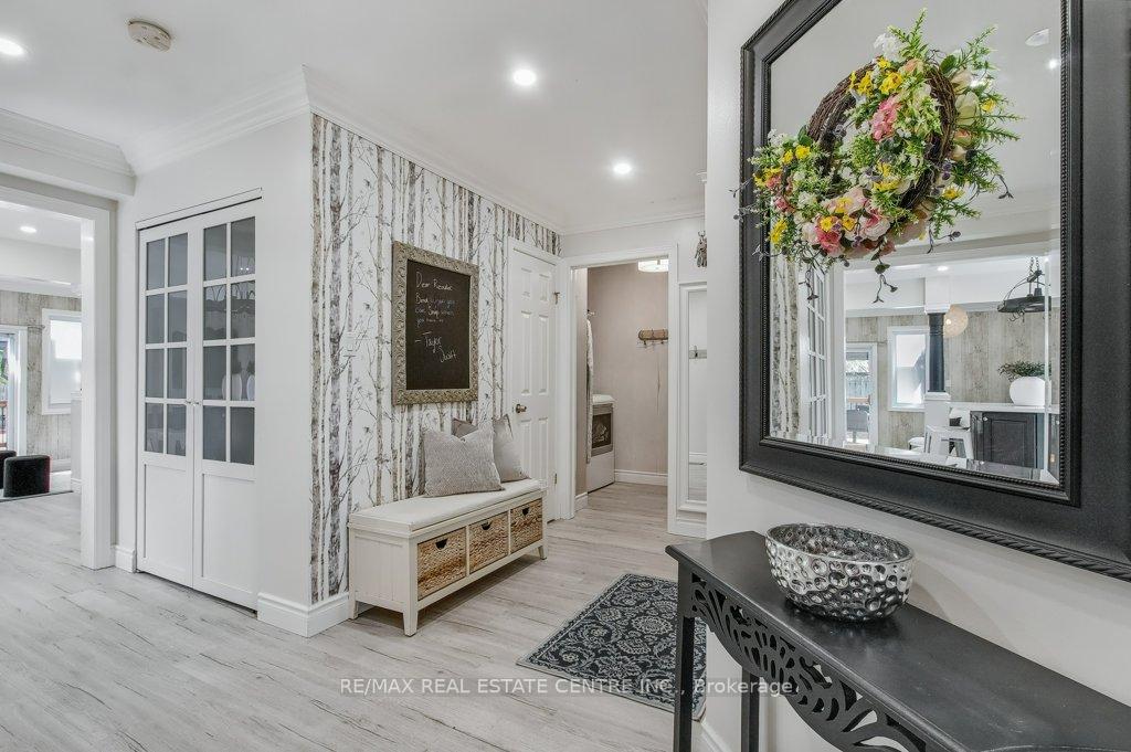Photo 5 of 19 Apple Ridge Drive, Kitchener — HOMEH