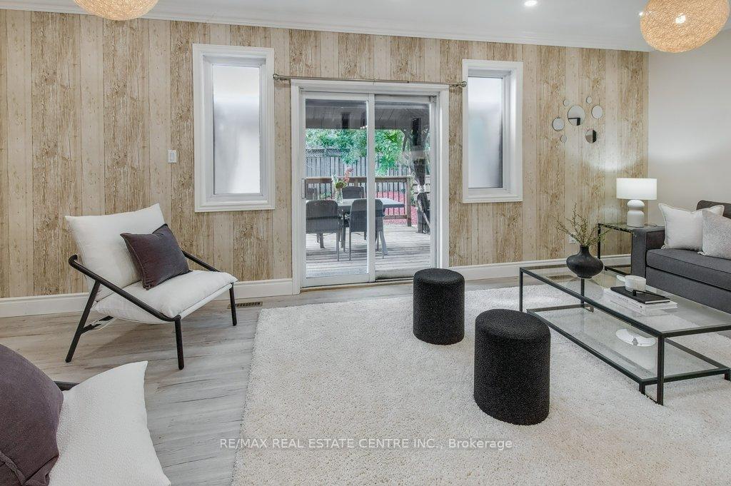 Photo 15 of 19 Apple Ridge Drive, Kitchener — HOMEH