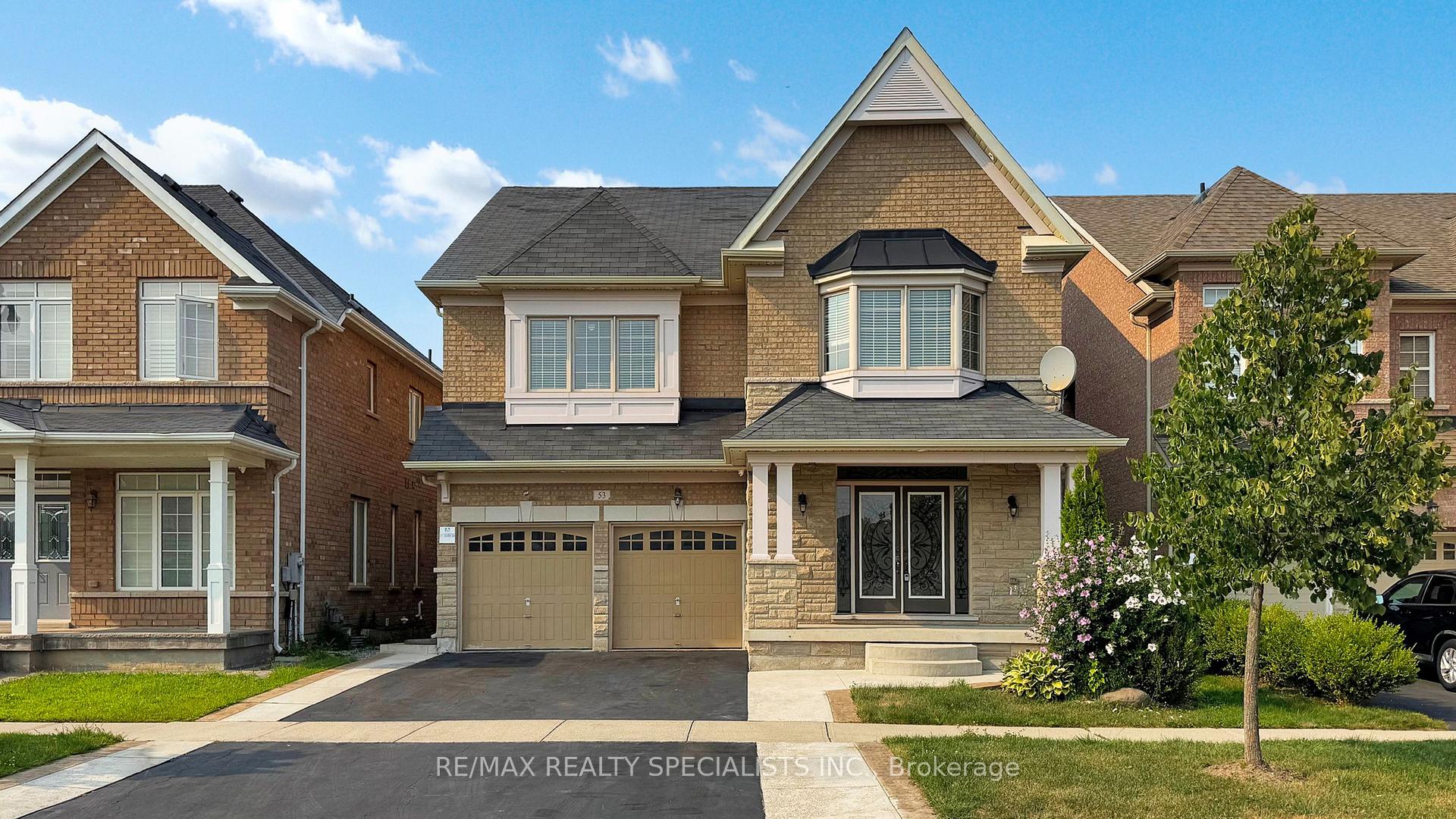 Photo 4 of 53 Heatherglen Drive, Brampton, Credit Valley — HOMEH