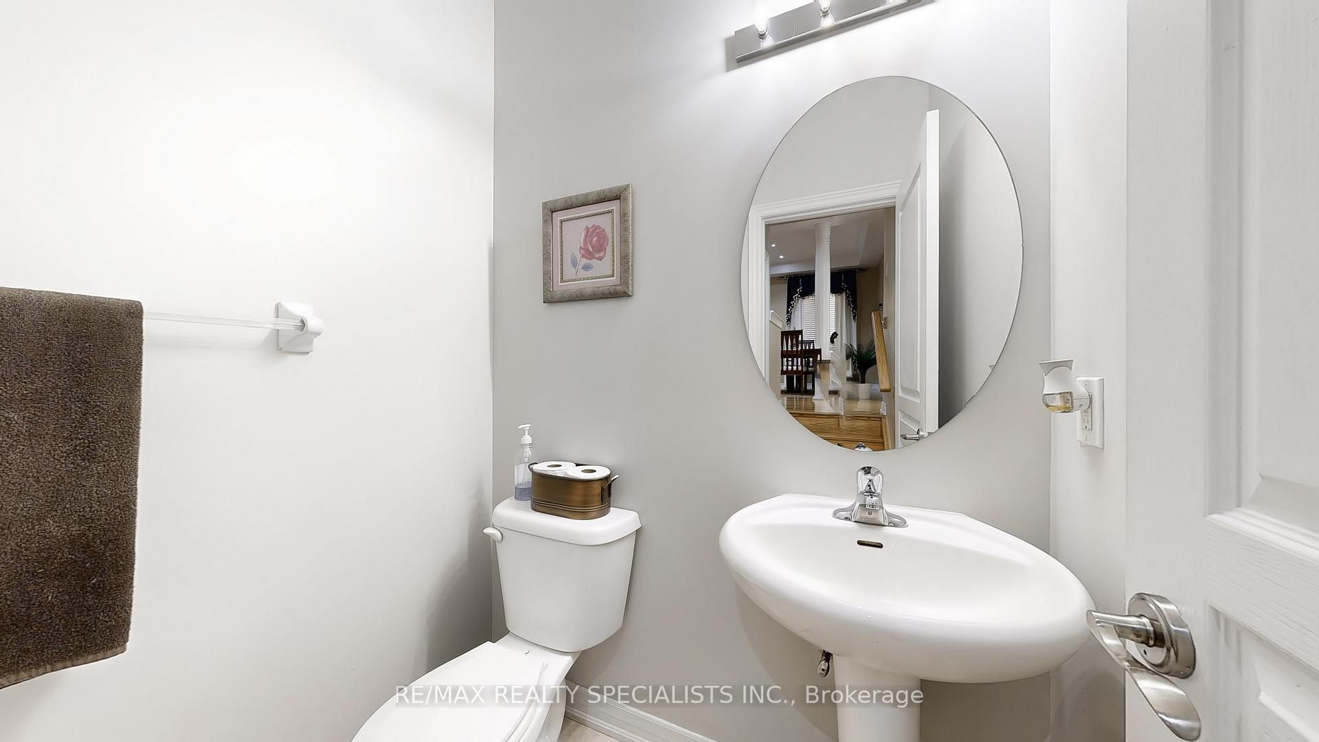 Photo 20 of 53 Heatherglen Drive, Brampton, Credit Valley — HOMEH