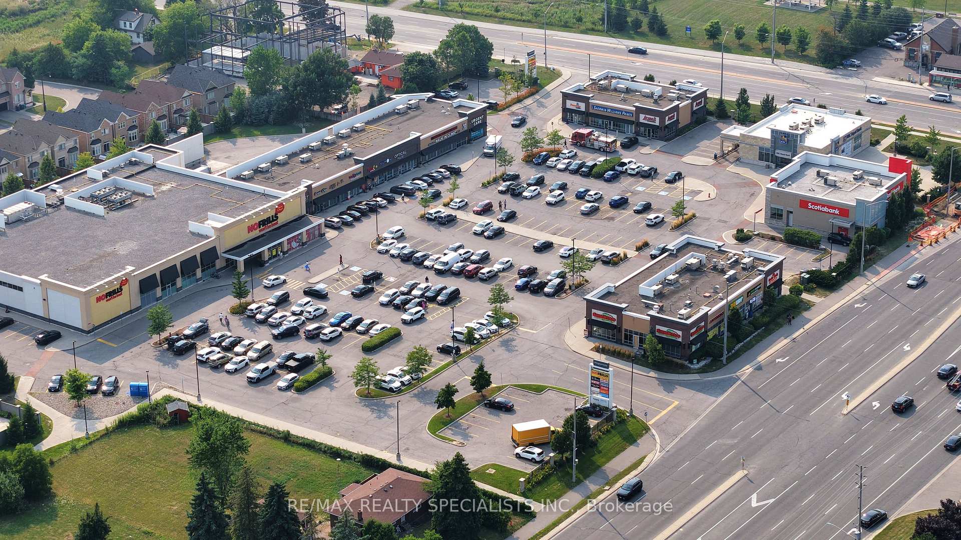 Photo 40 of 53 Heatherglen Drive, Brampton, Credit Valley — HOMEH