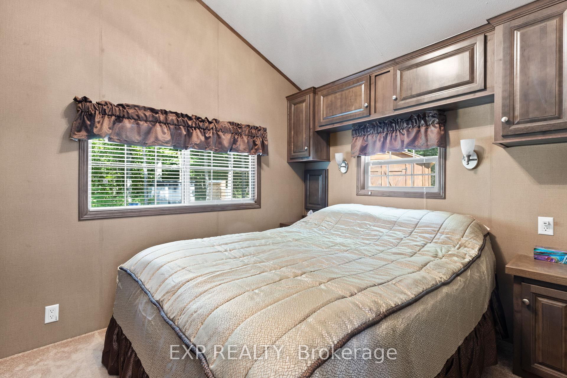 Photo 11 of 196 Maple Grove Lane, North Algona Wilberforce, North Algona/Wilberforce Twp — HOMEH