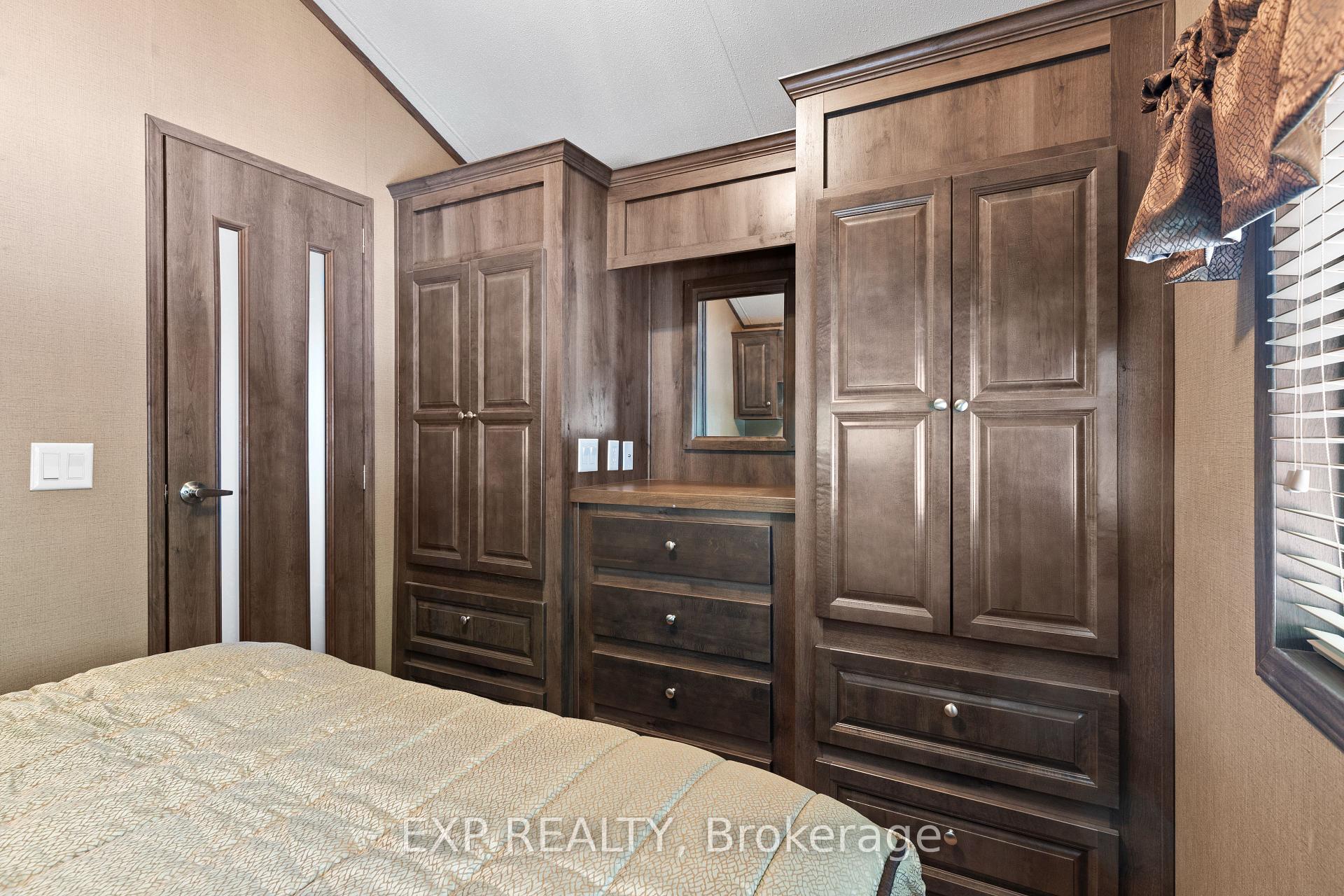 Photo 5 of 196 Maple Grove Lane, North Algona Wilberforce, North Algona/Wilberforce Twp — HOMEH