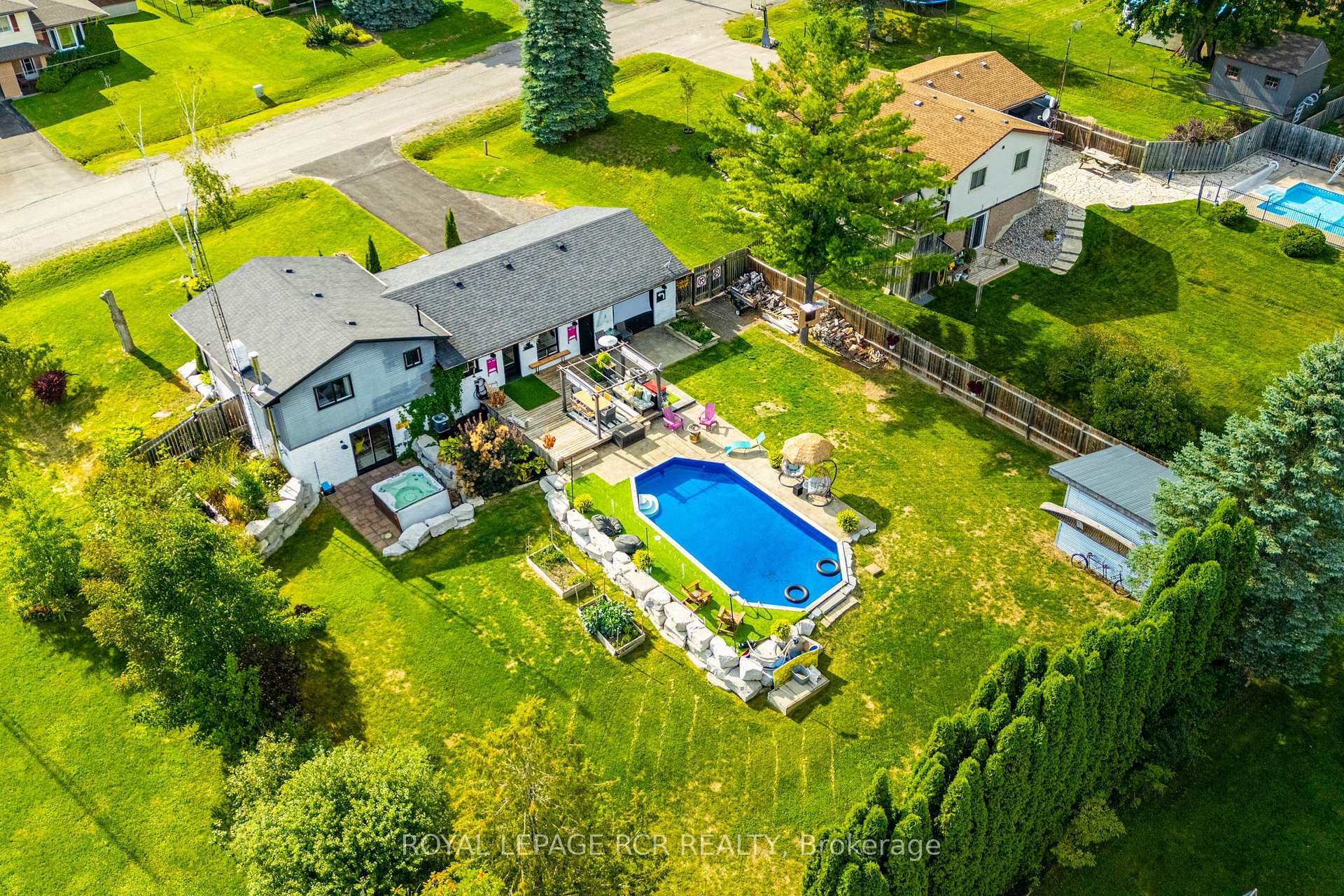 Photo 3 of 9 Ianson Drive, Scugog, Rural Scugog — HOMEH