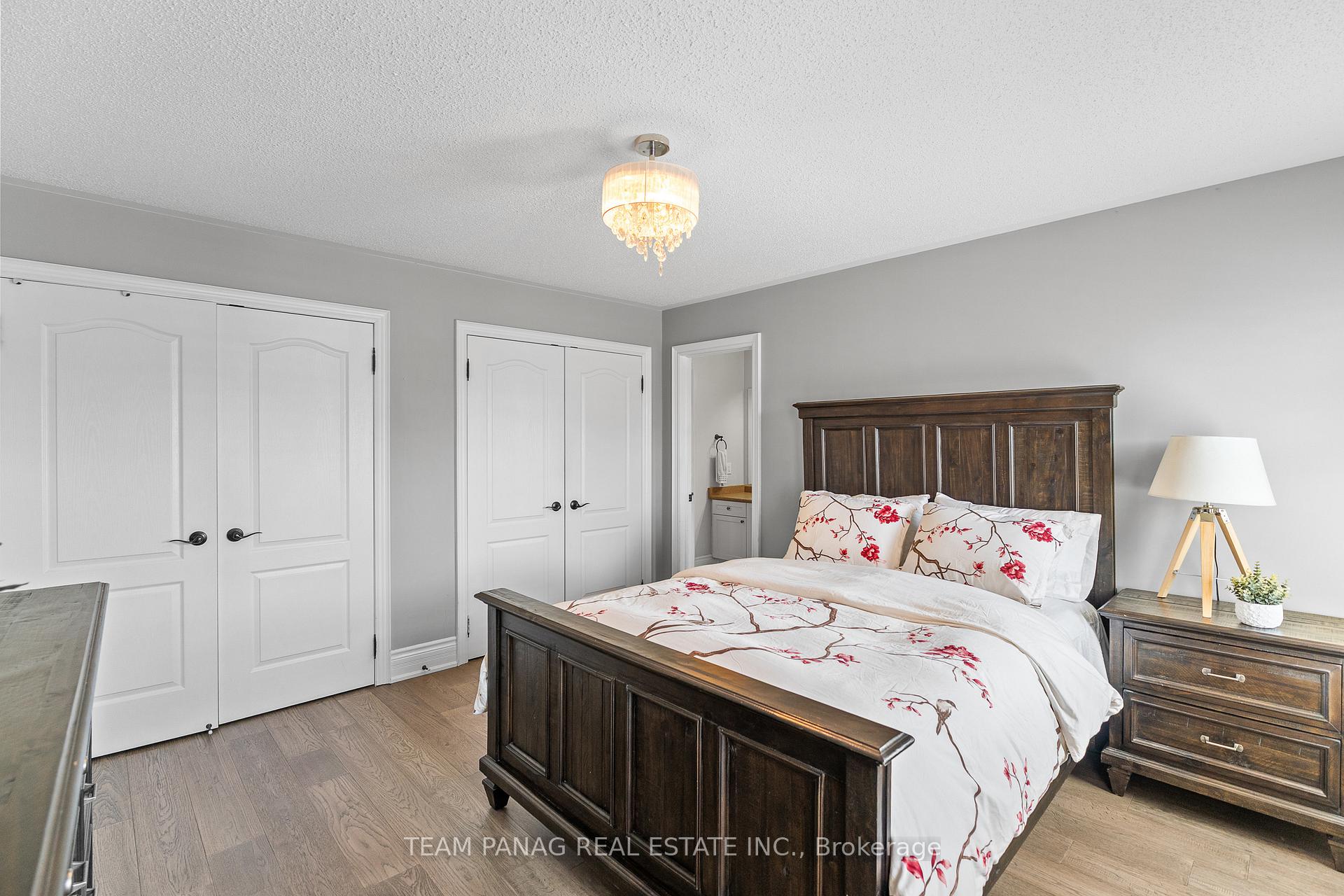 Photo 18 of 21 Lauderhill Road, Brampton, Vales of Castlemore North — HOMEH