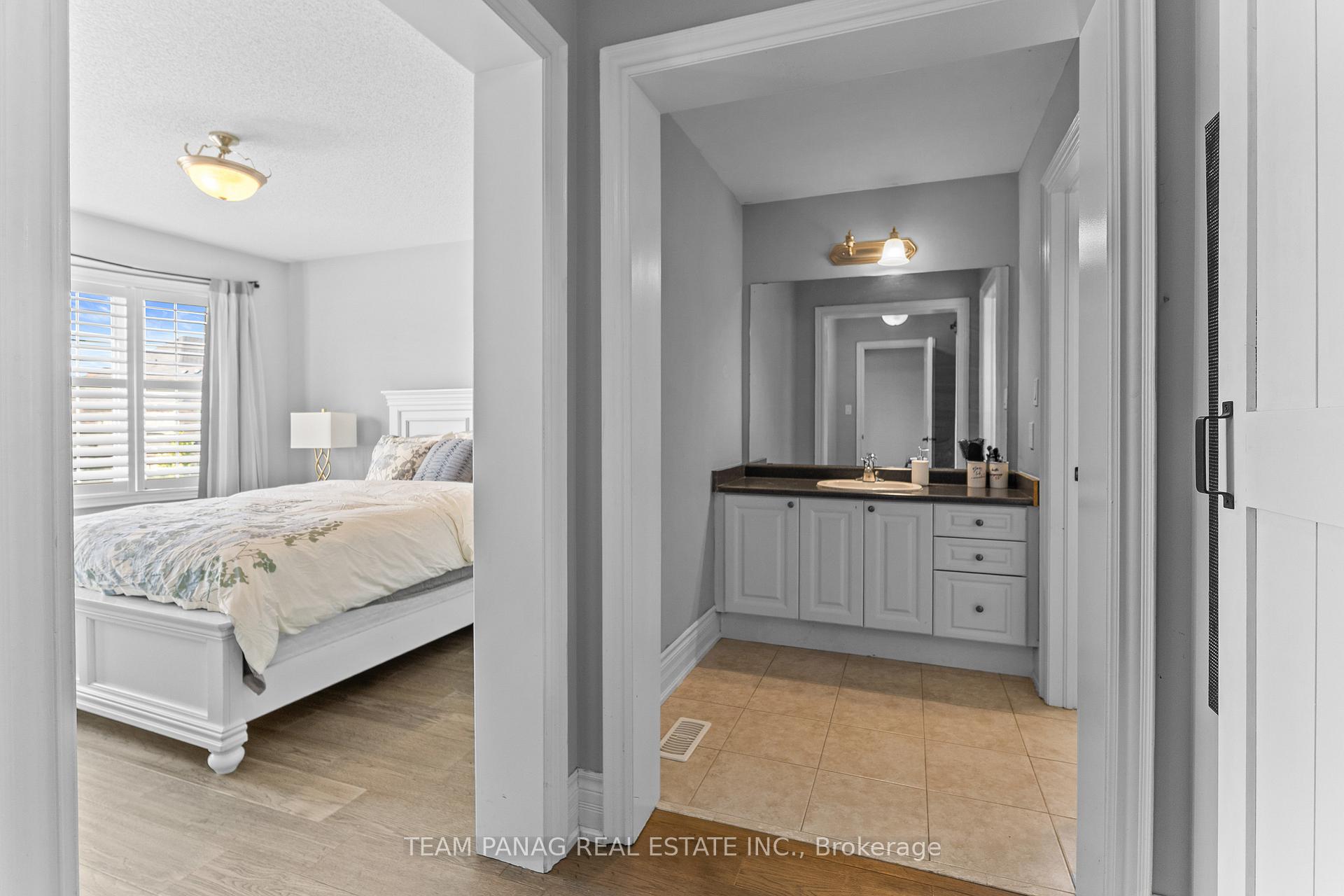 Photo 39 of 21 Lauderhill Road, Brampton, Vales of Castlemore North — HOMEH