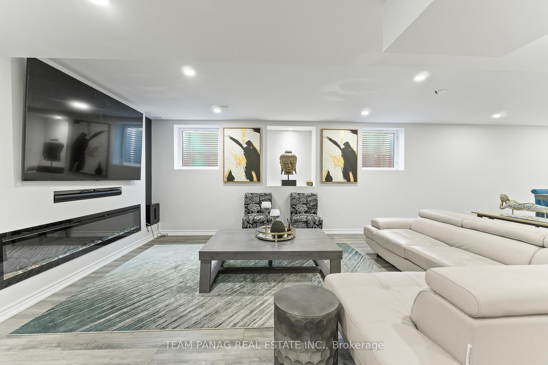 Photo 50 of 21 Lauderhill Road, Brampton, Vales of Castlemore North — HOMEH