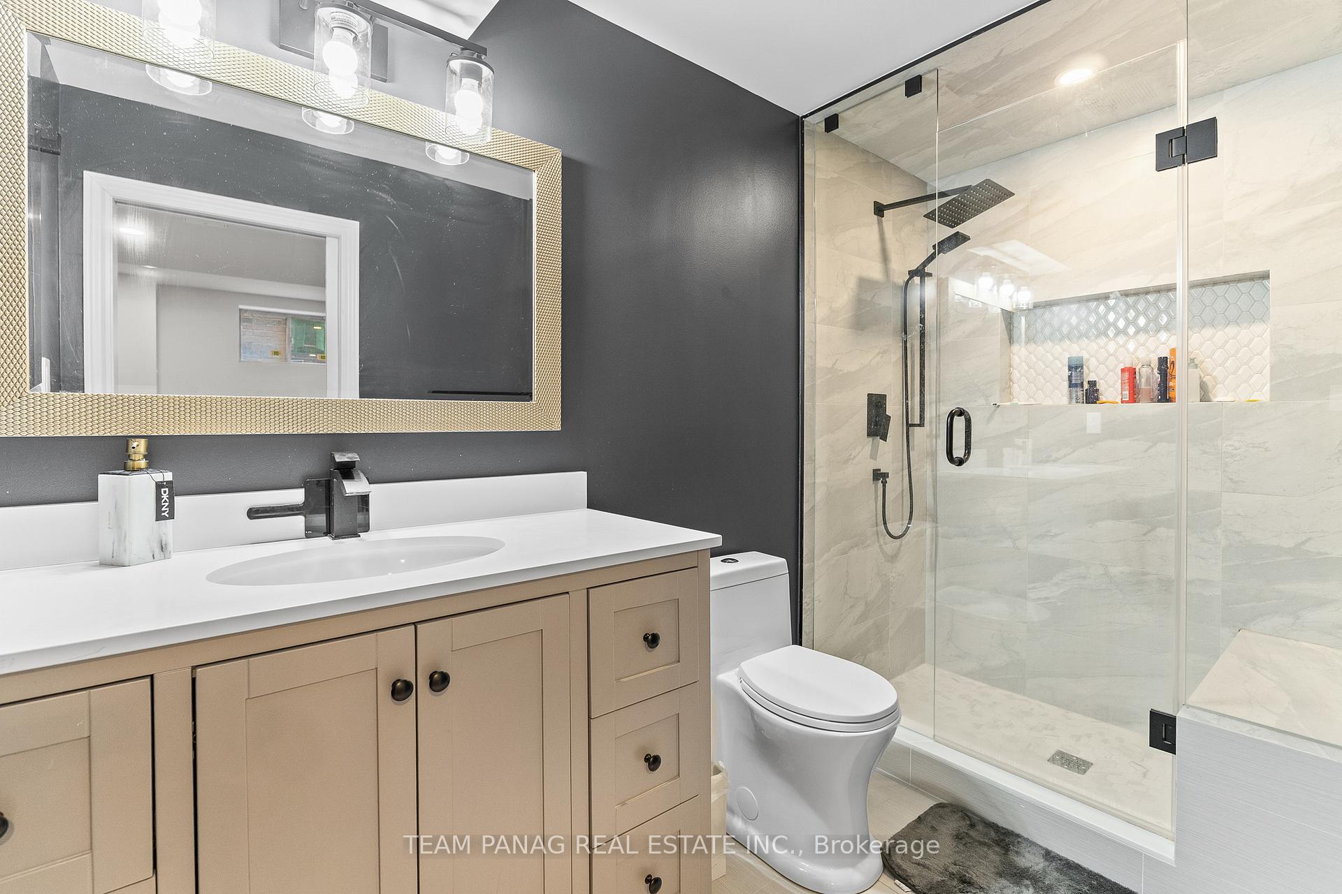 Photo 40 of 21 Lauderhill Road, Brampton, Vales of Castlemore North — HOMEH