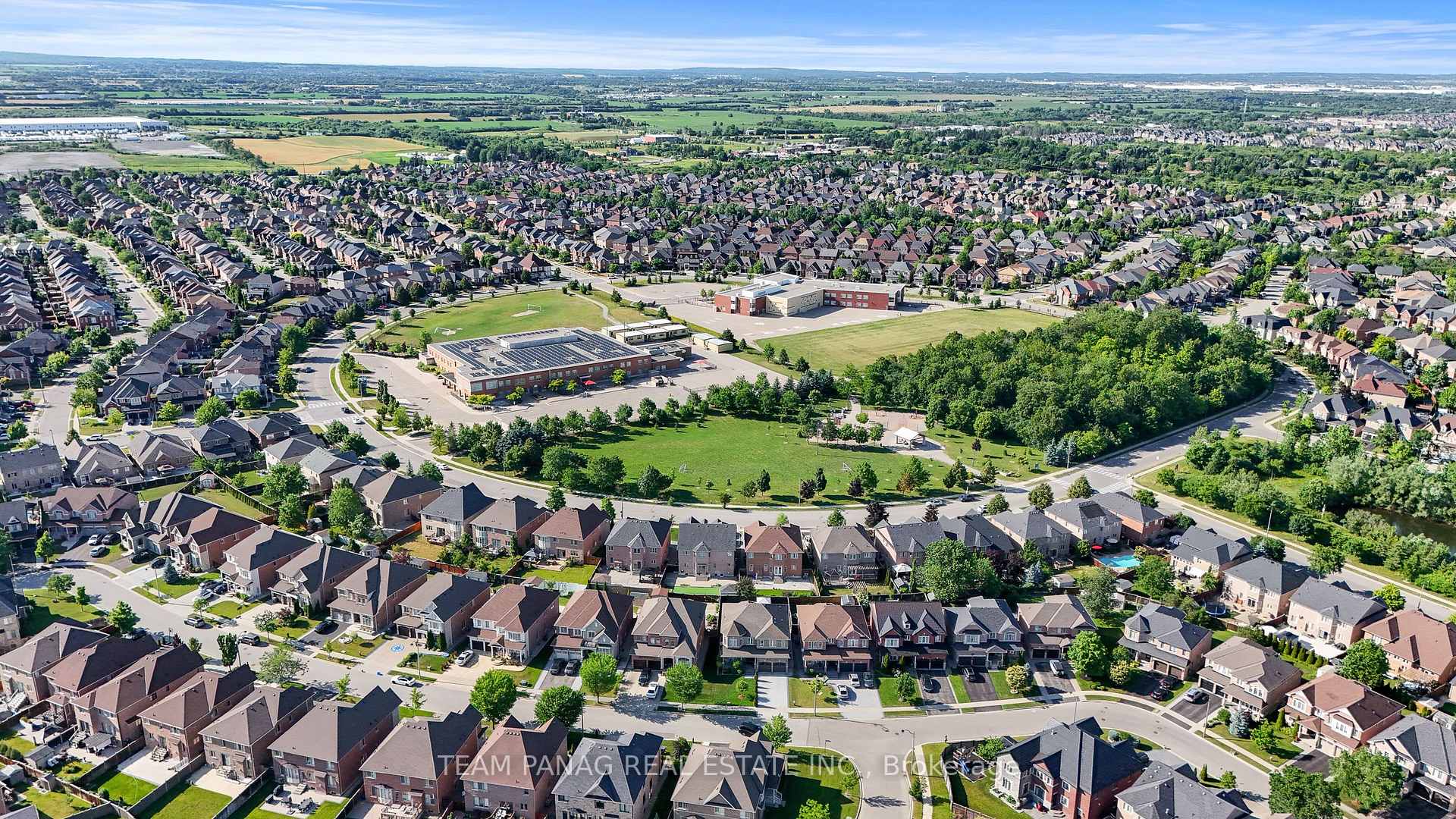 Photo 46 of 21 Lauderhill Road, Brampton, Vales of Castlemore North — HOMEH