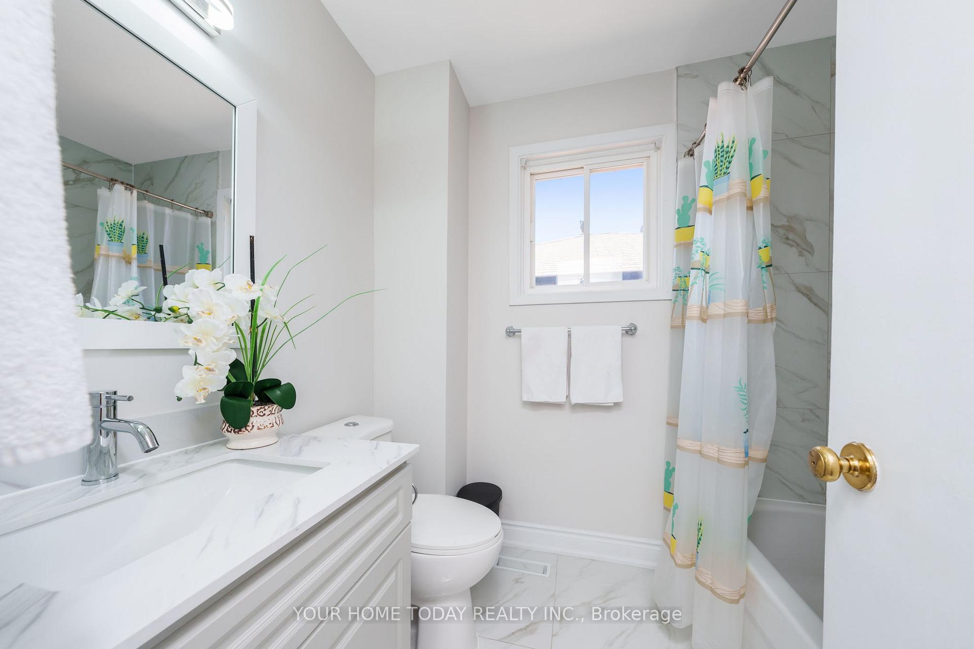 Photo 9 of 18 Alabaster Drive, Brampton, Brampton North — HOMEH