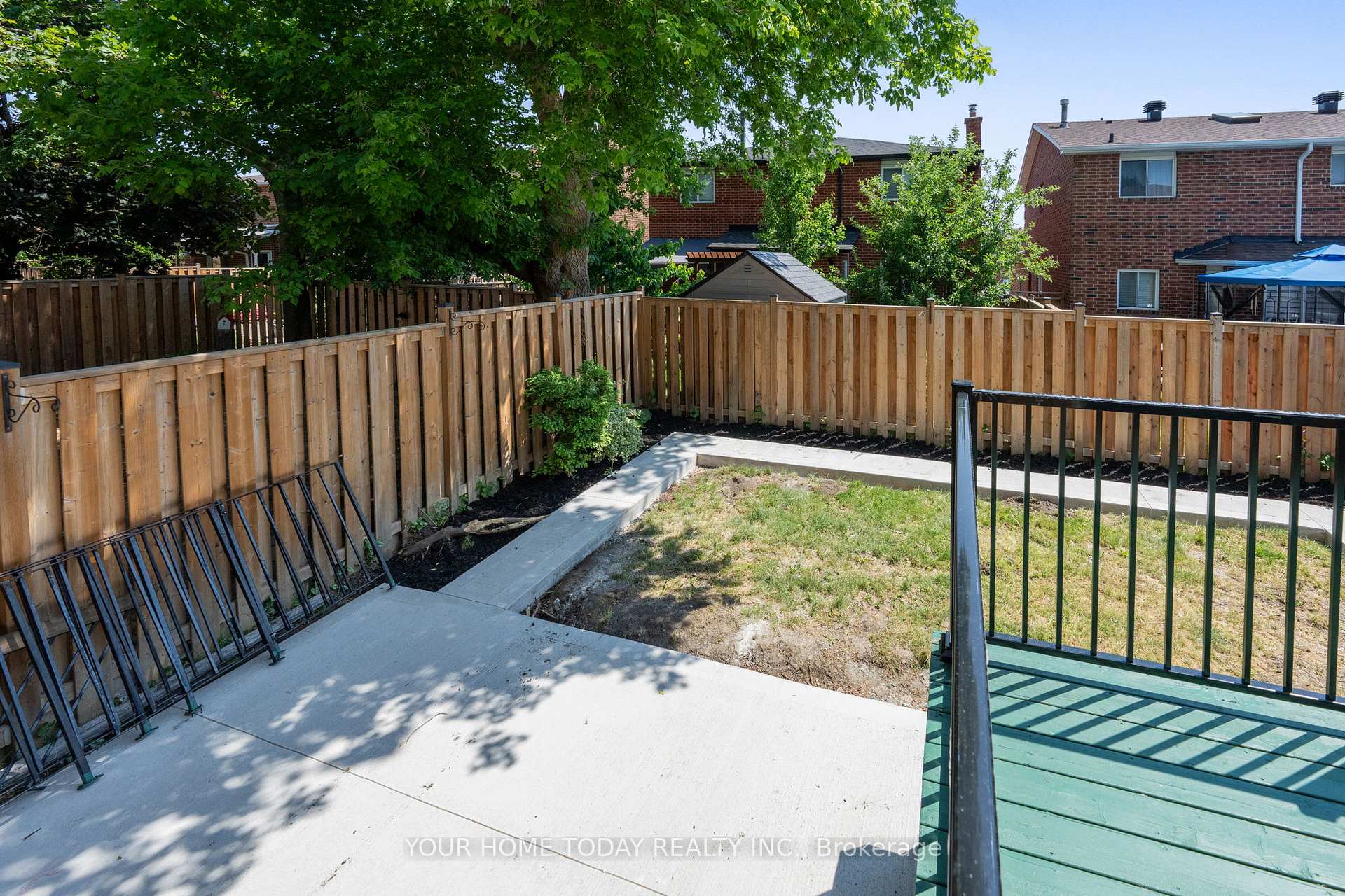 Photo 12 of 18 Alabaster Drive, Brampton, Brampton North — HOMEH