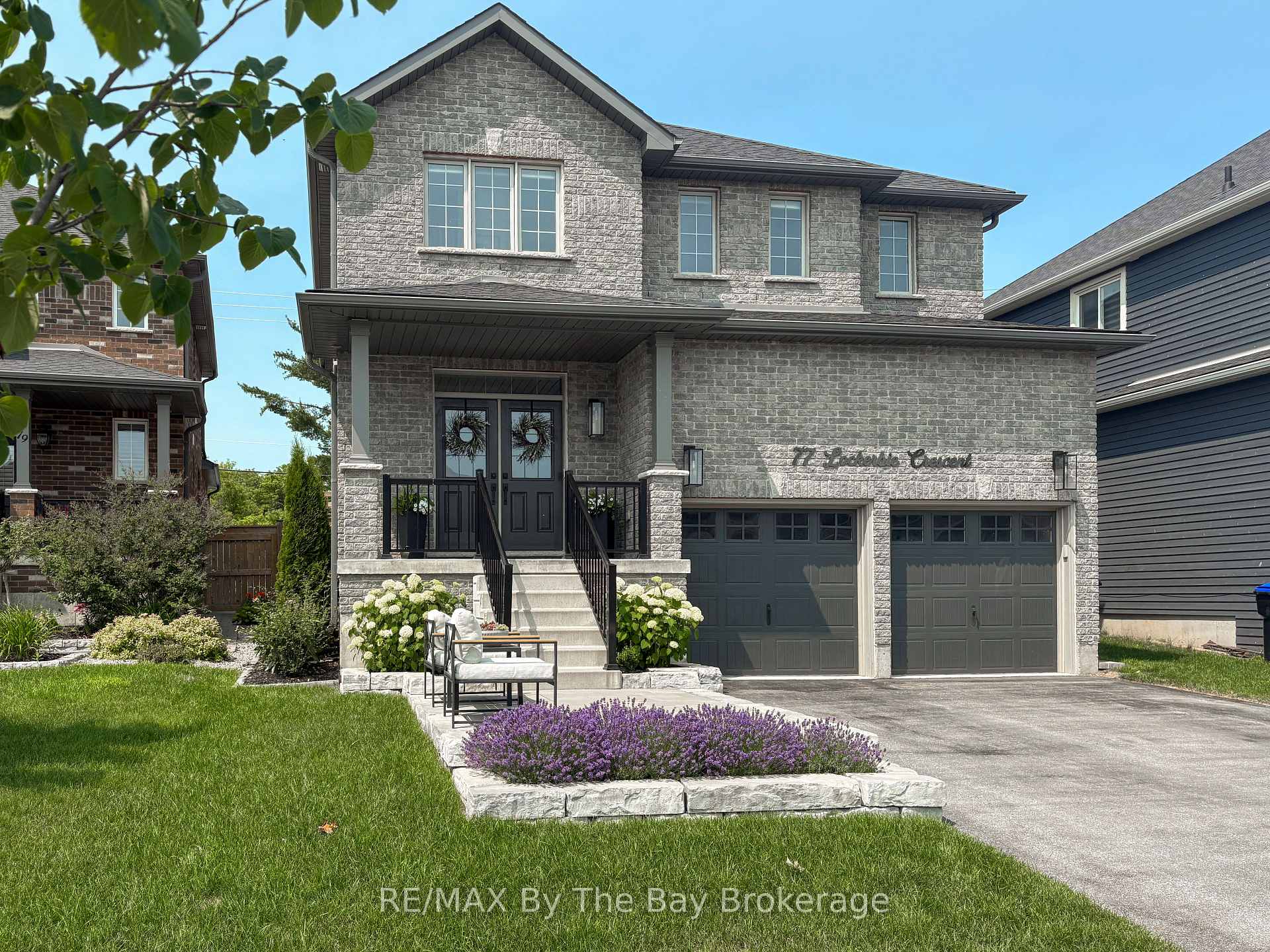 Photo 1 of 77 Lockerbie Crescent, Collingwood — HOMEH