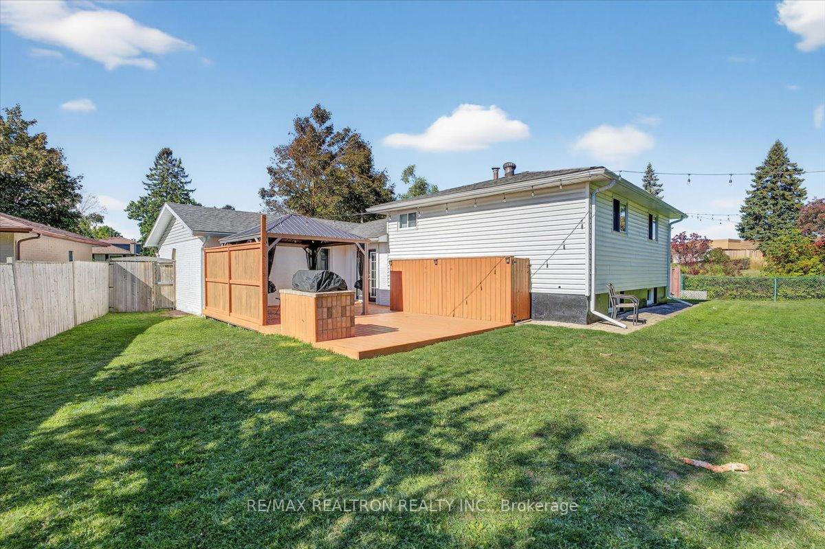 Photo 26 of 48 Roslyn Road, Barrie, Wellington — HOMEH