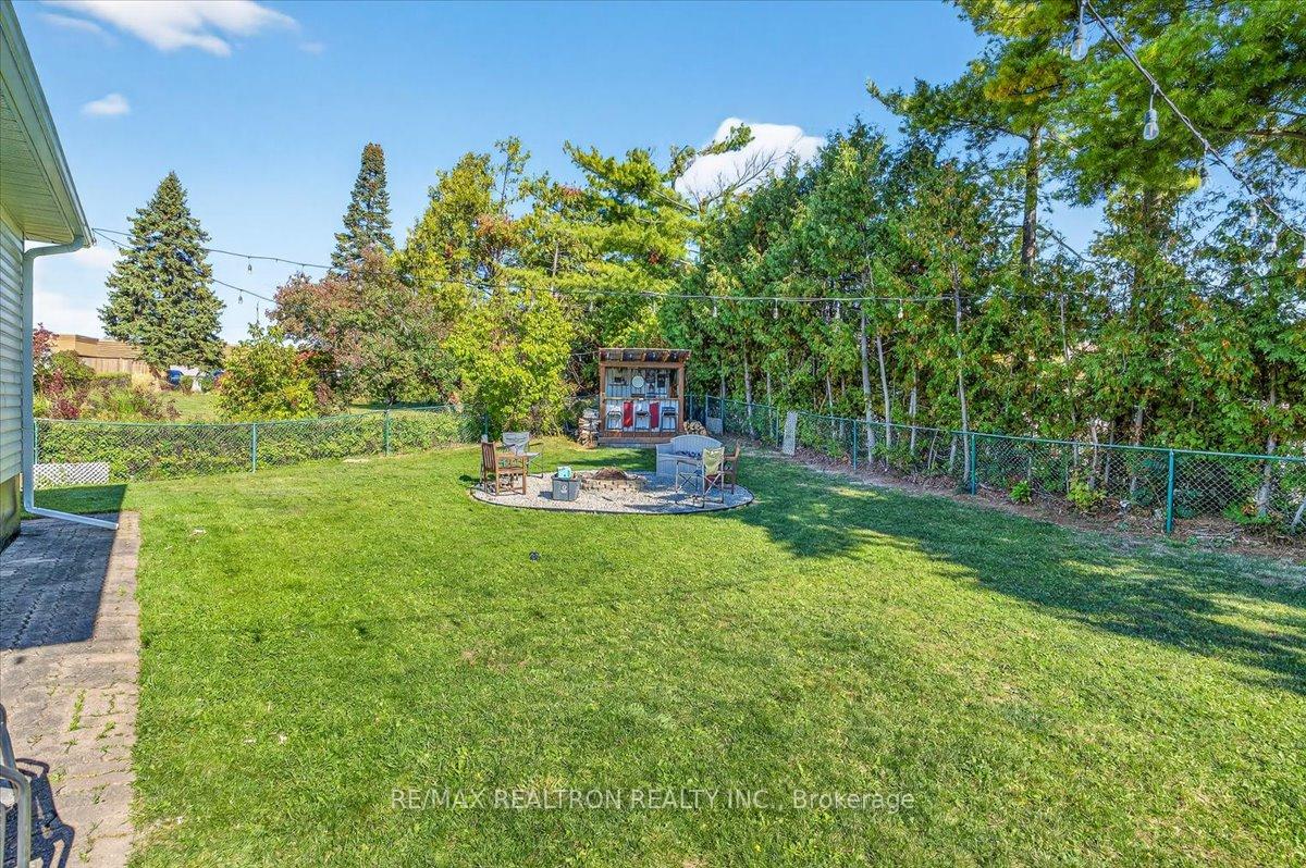 Photo 30 of 48 Roslyn Road, Barrie, Wellington — HOMEH