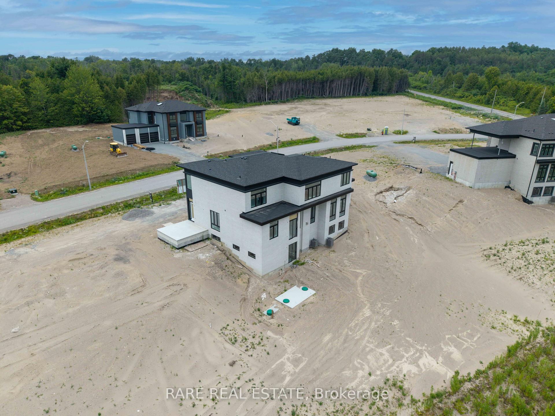 Photo 6 of 5 Openshaw Place, Clarington, Rural Clarington — HOMEH