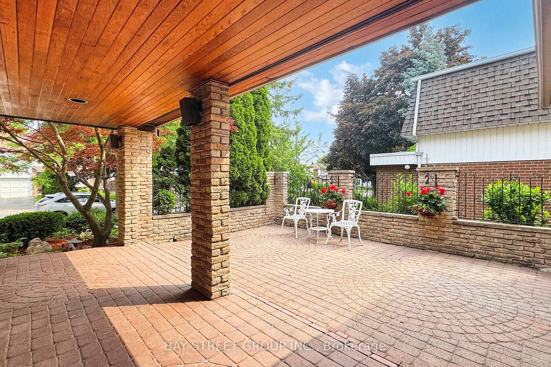 Photo 24 of 33 Roman Road, Markham, German Mills — HOMEH