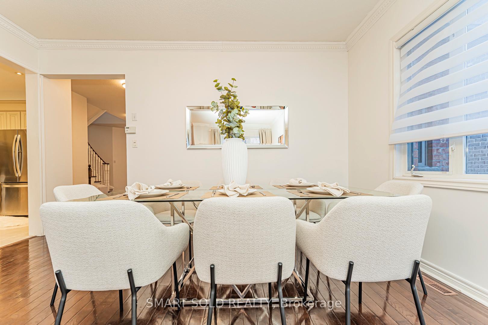 Photo 11 of 224 Summeridge Drive, Vaughan, Patterson — HOMEH