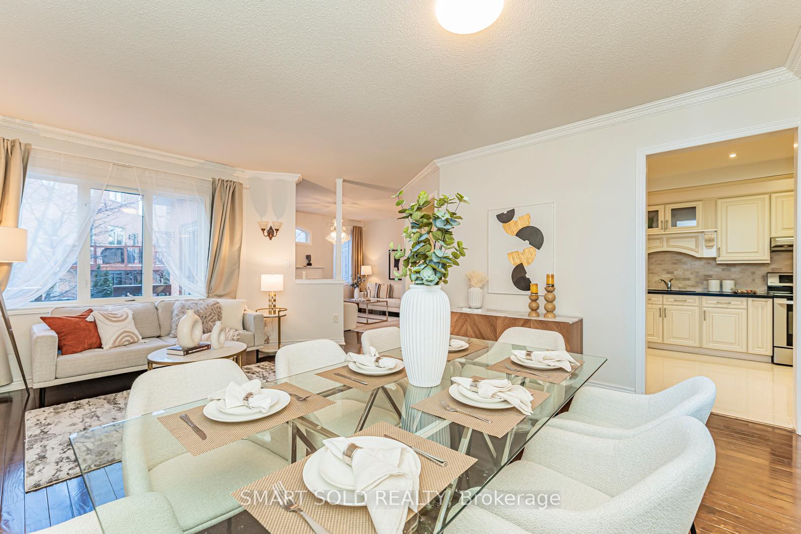Photo 15 of 224 Summeridge Drive, Vaughan, Patterson — HOMEH