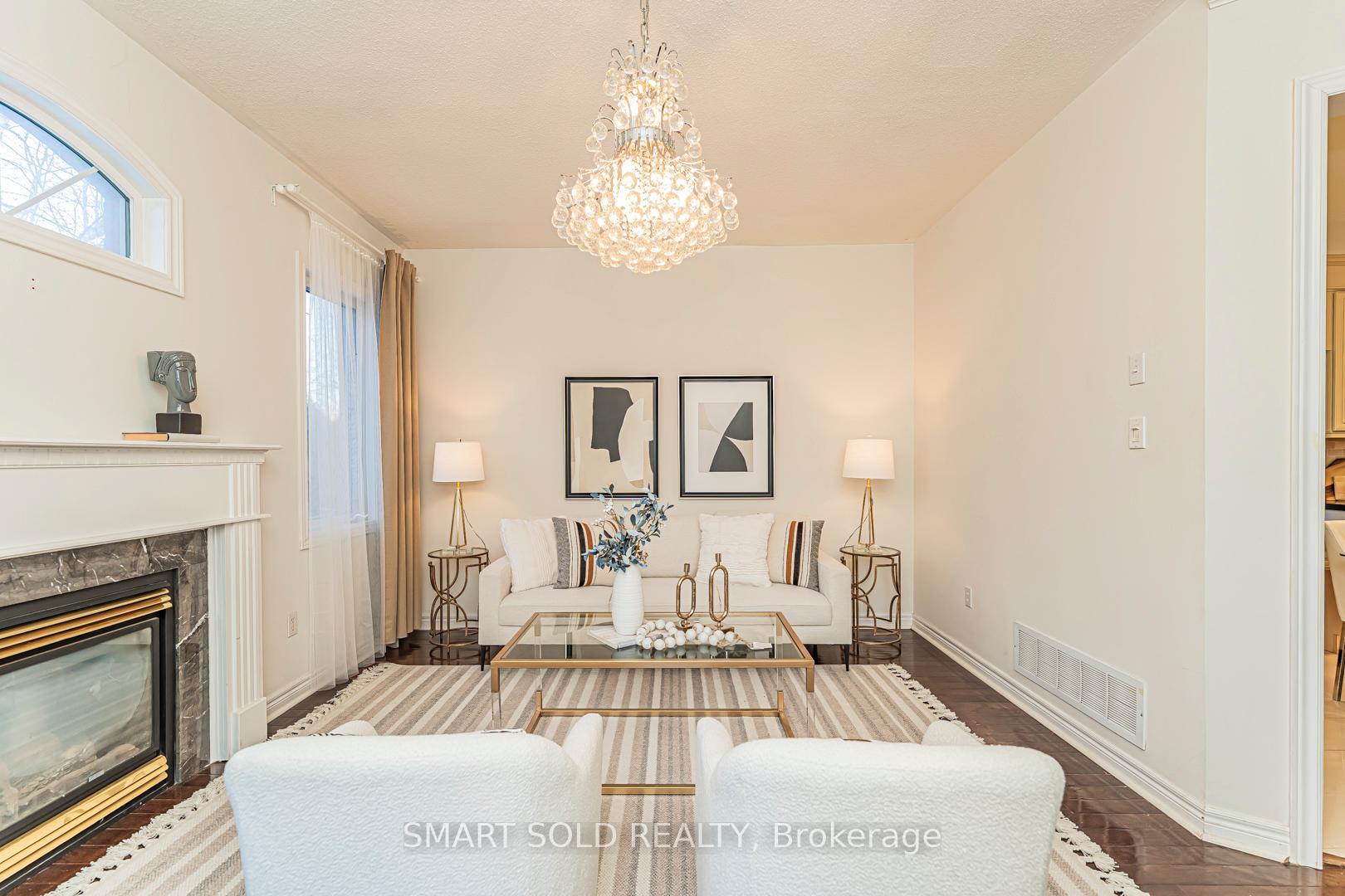 Photo 12 of 224 Summeridge Drive, Vaughan, Patterson — HOMEH