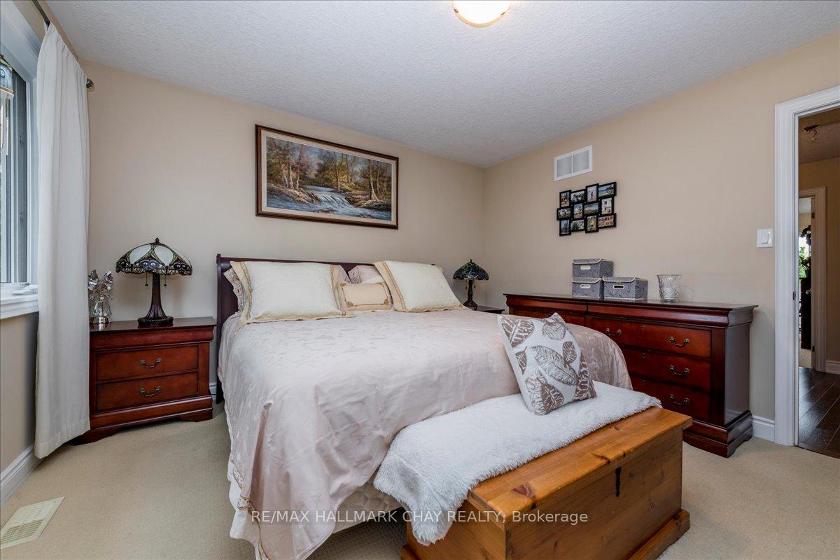Photo 9 of Unit 7, 90 Sovereigns Gate, Barrie, Innis-Shore — HOMEH