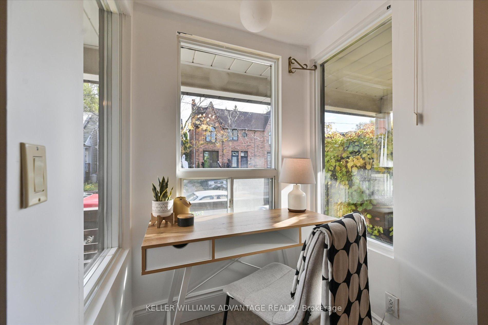 Photo 3 of 10 Amroth Avenue, Toronto, East End-Danforth — HOMEH