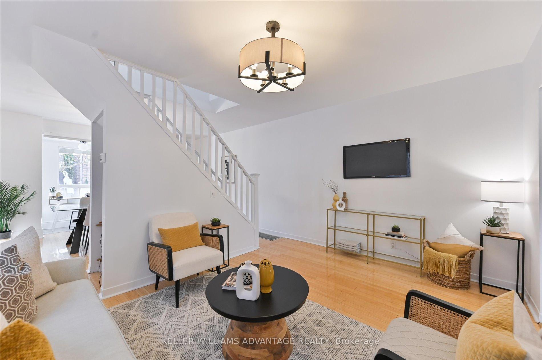 Photo 19 of 10 Amroth Avenue, Toronto, East End-Danforth — HOMEH