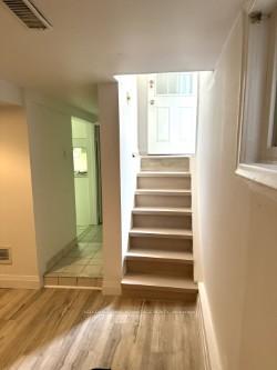 Photo 2 of 10 Amroth Avenue, Toronto, East End-Danforth — HOMEH