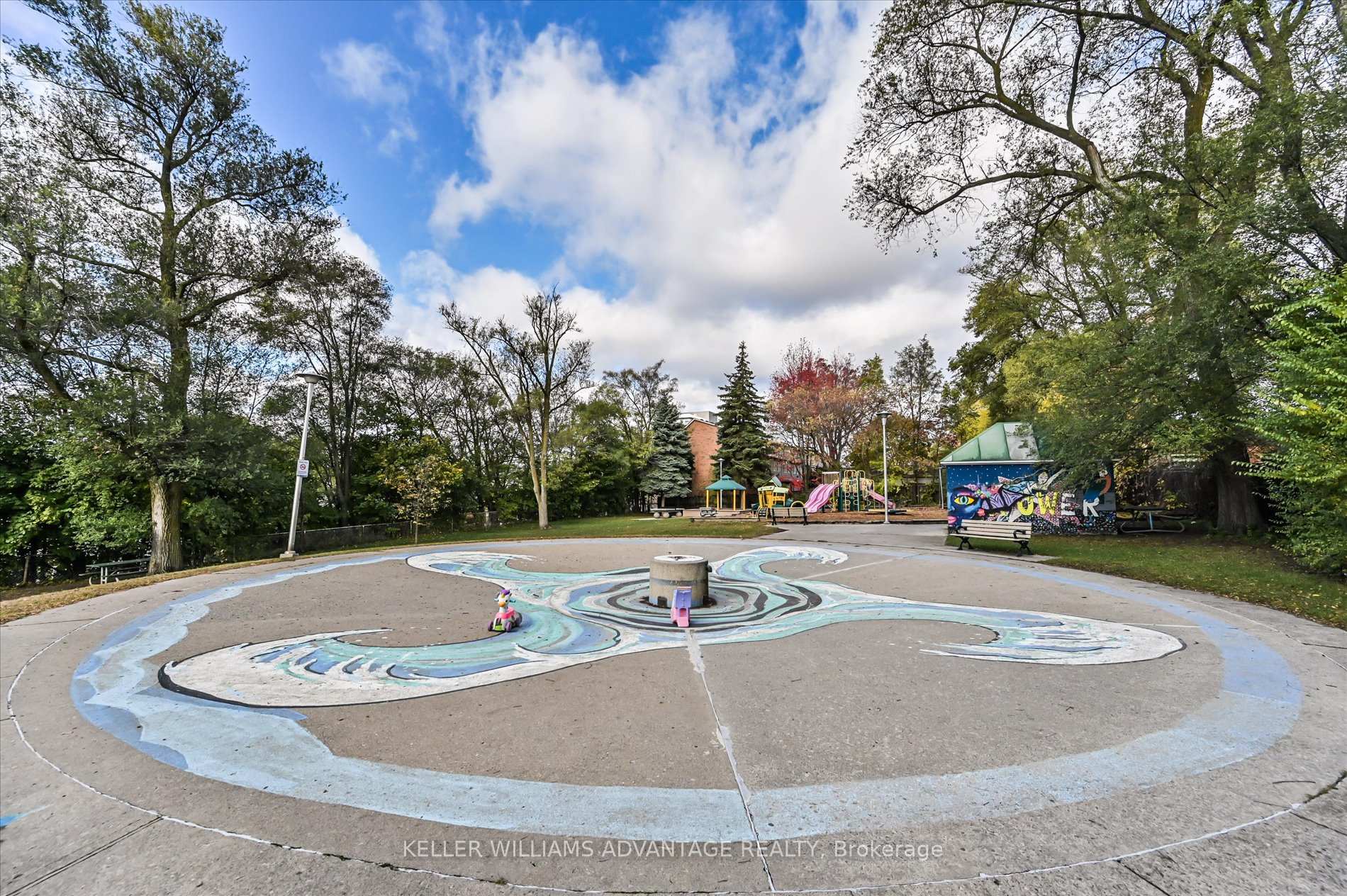 Photo 13 of 10 Amroth Avenue, Toronto, East End-Danforth — HOMEH