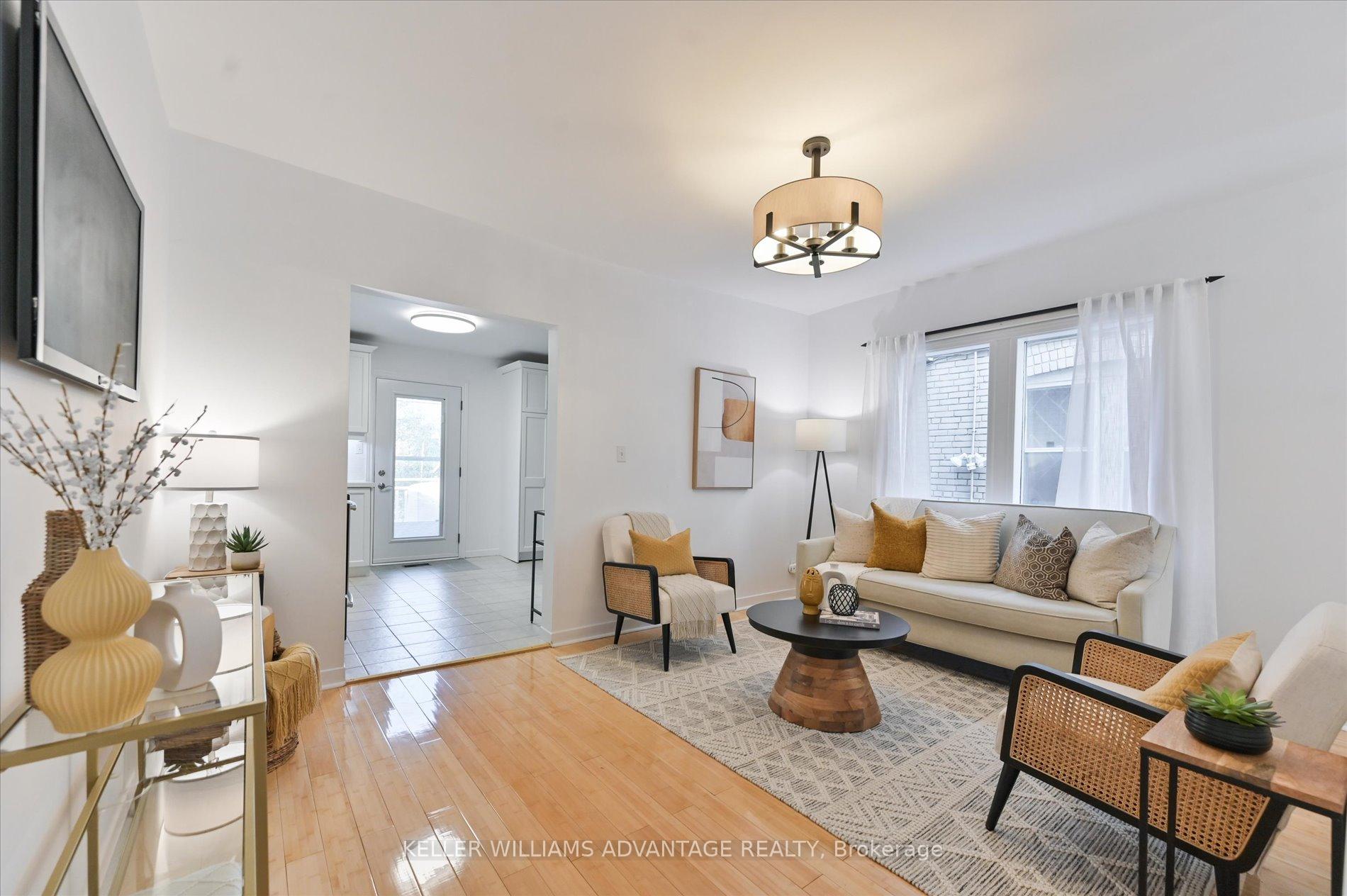 Photo 1 of 10 Amroth Avenue, Toronto, East End-Danforth — HOMEH