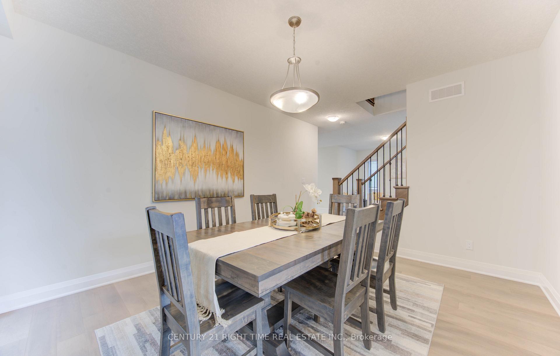 Photo 5 of 546 Bridgemill Crescent, Kitchener — HOMEH