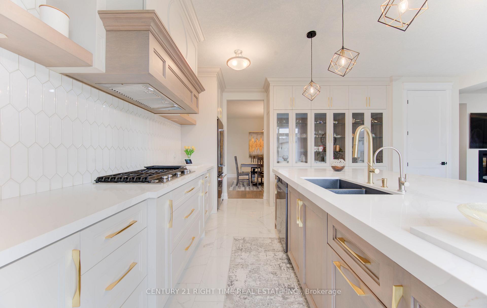 Photo 7 of 546 Bridgemill Crescent, Kitchener — HOMEH