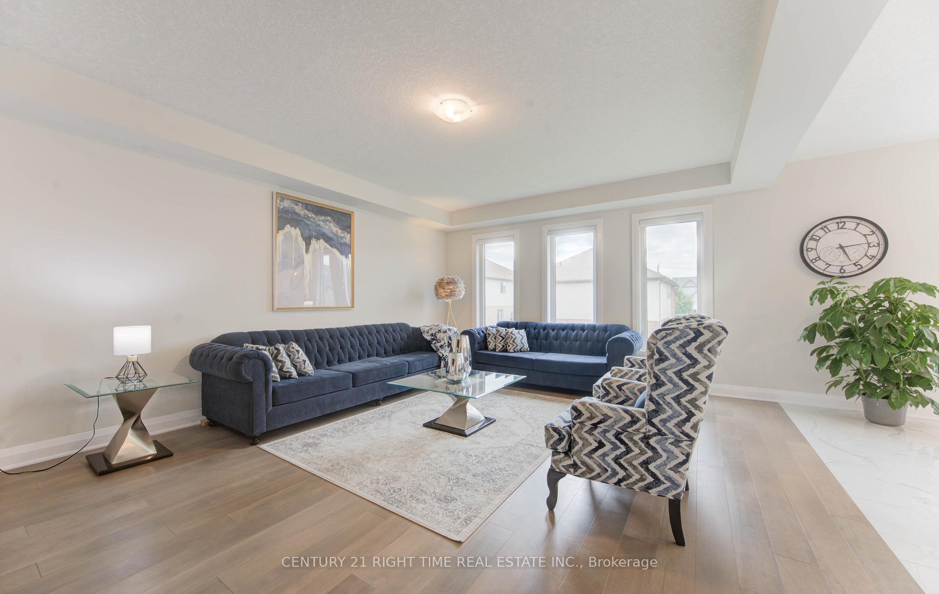 Photo 31 of 546 Bridgemill Crescent, Kitchener — HOMEH