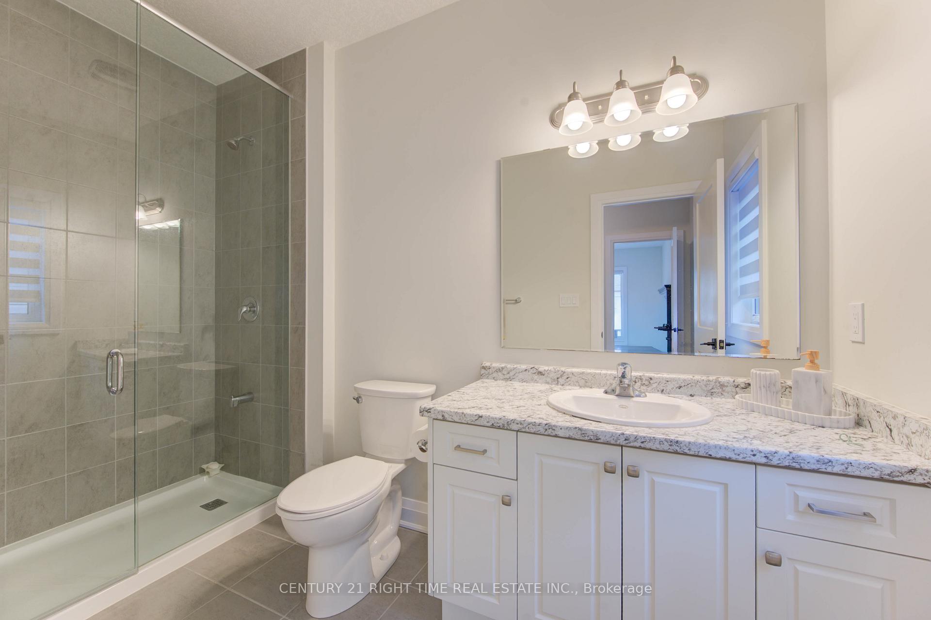 Photo 18 of 546 Bridgemill Crescent, Kitchener — HOMEH