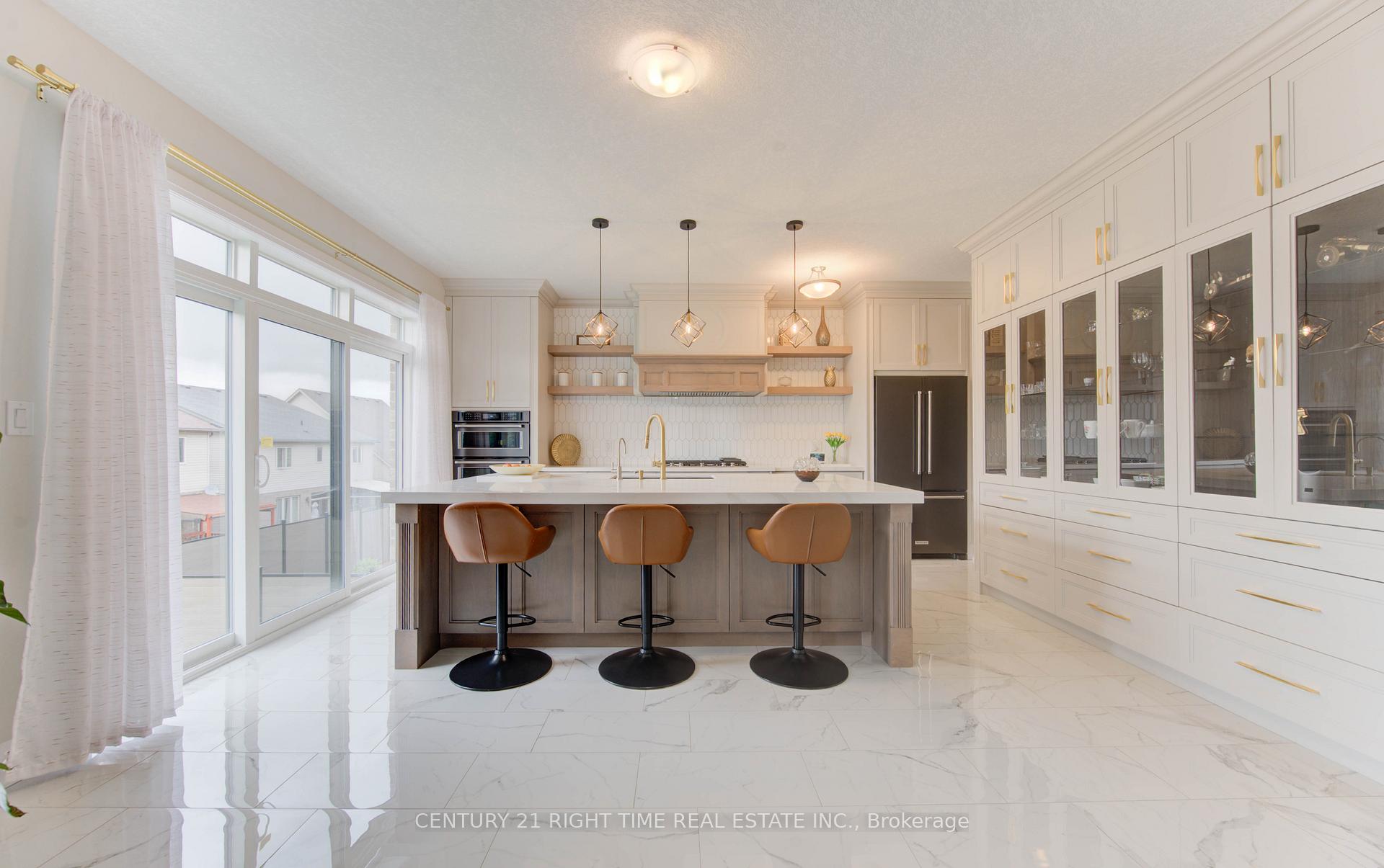 Photo 48 of 546 Bridgemill Crescent, Kitchener — HOMEH