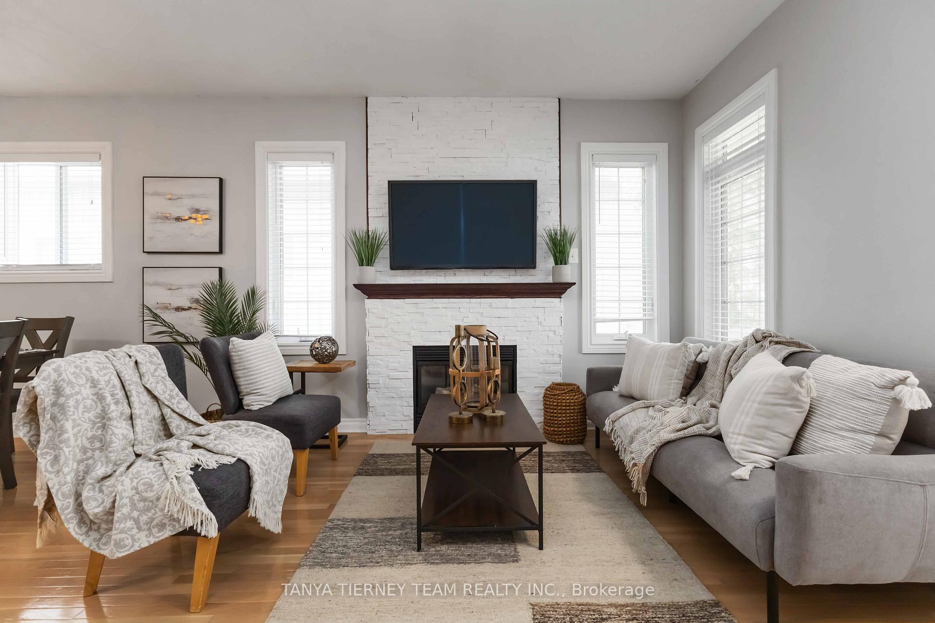 Photo 39 of 26 Wilshire Drive, Whitby, Brooklin — HOMEH