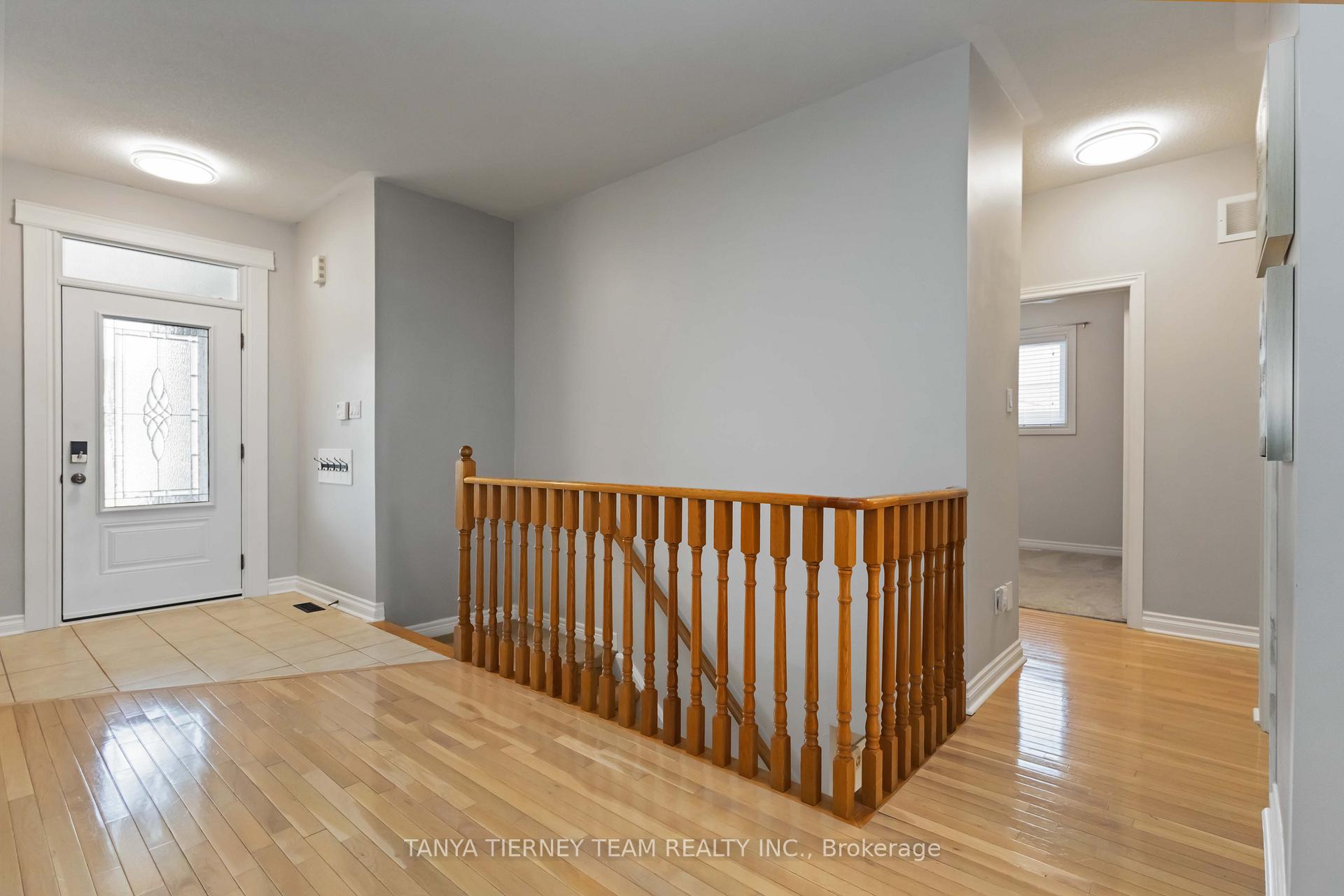 Photo 26 of 26 Wilshire Drive, Whitby, Brooklin — HOMEH