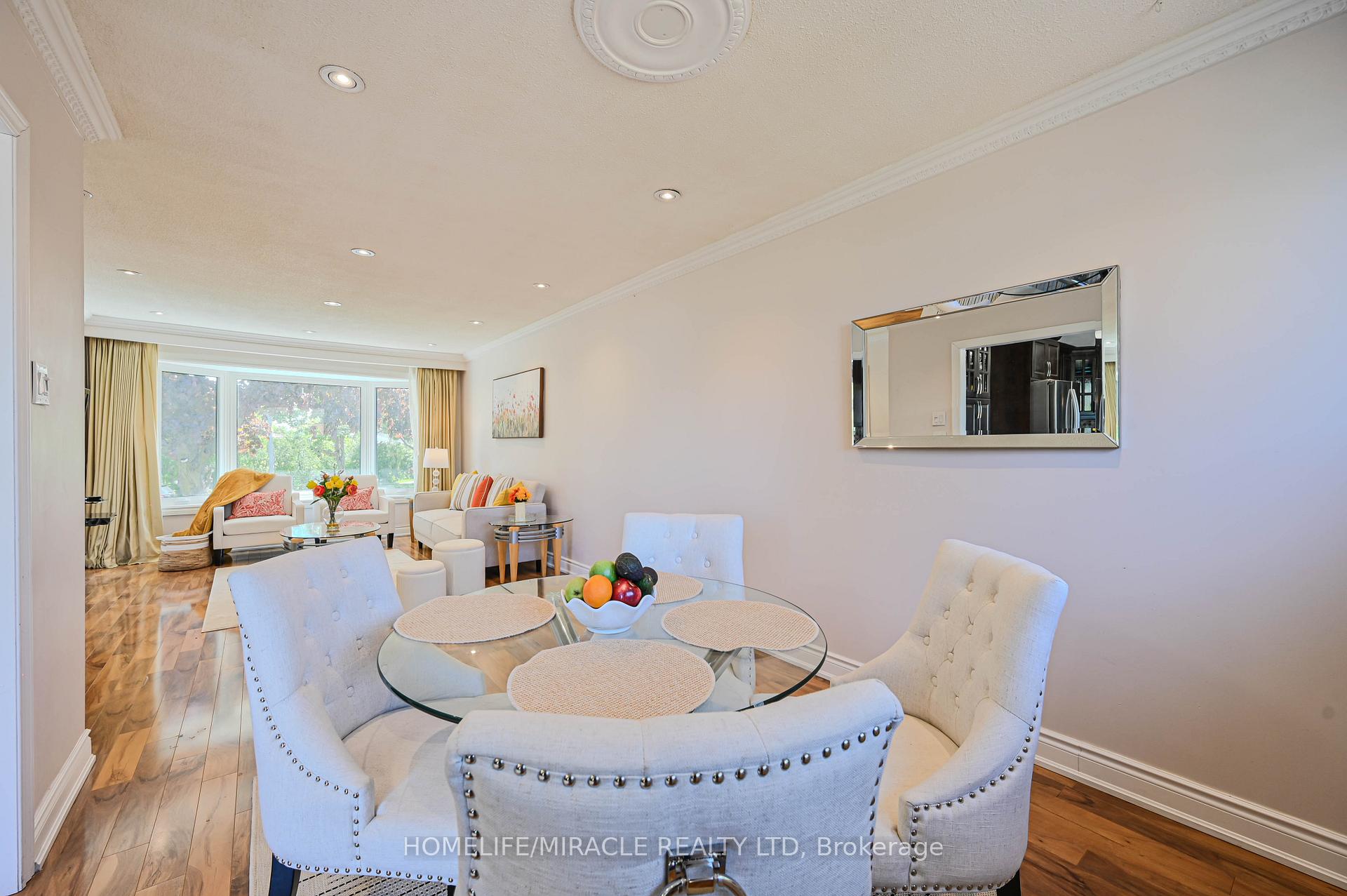 Photo 9 of 3273 Strabane Drive, Mississauga, Erindale — HOMEH