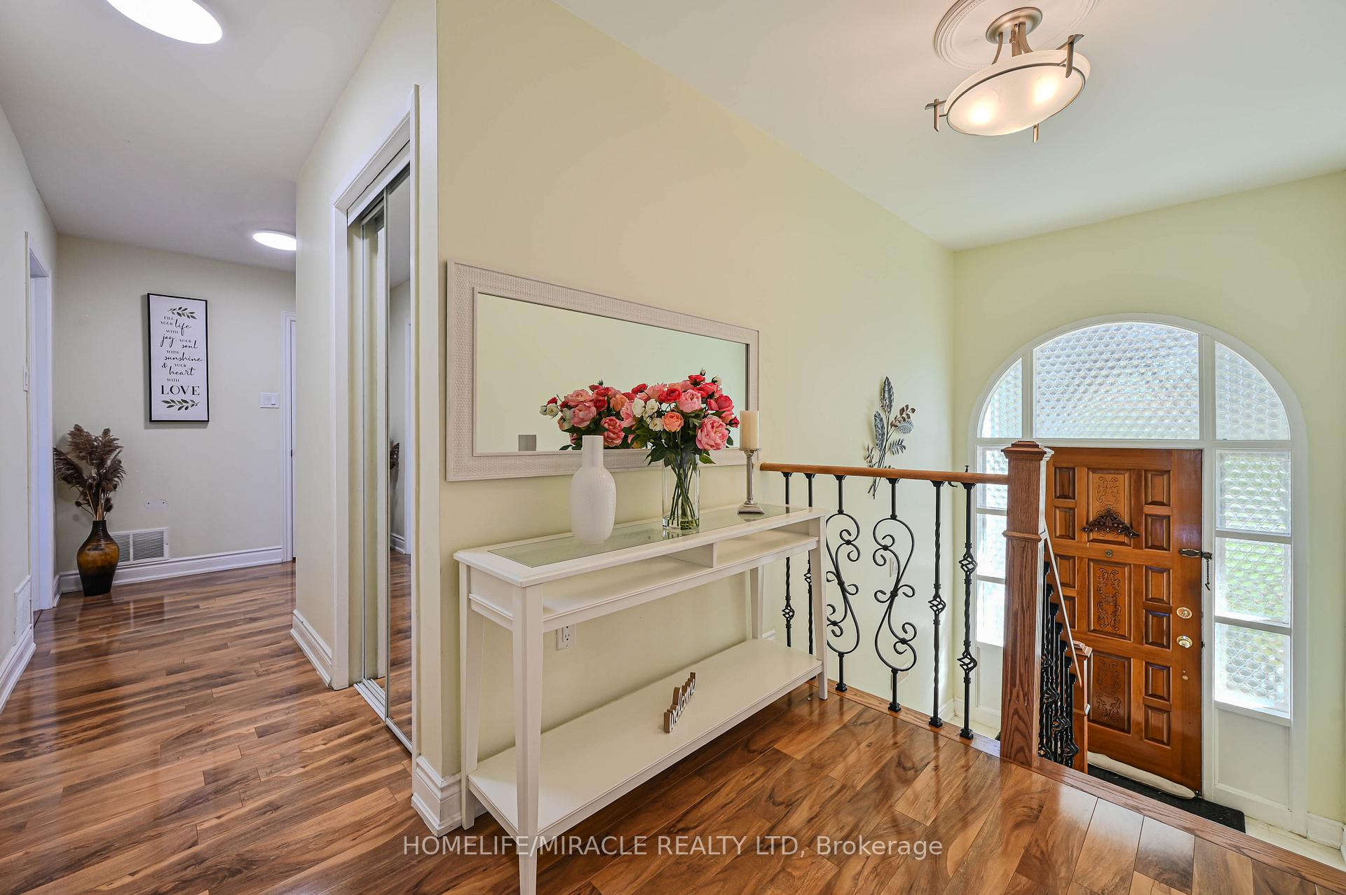 Photo 24 of 3273 Strabane Drive, Mississauga, Erindale — HOMEH
