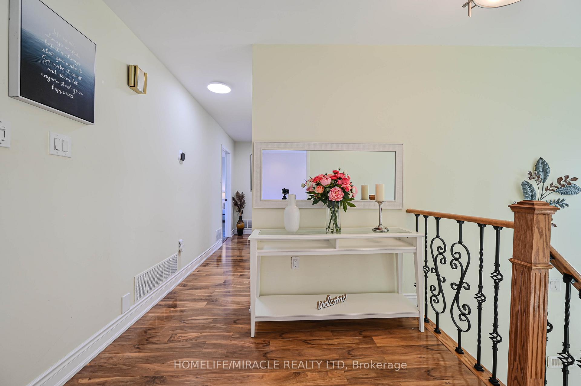 Photo 15 of 3273 Strabane Drive, Mississauga, Erindale — HOMEH
